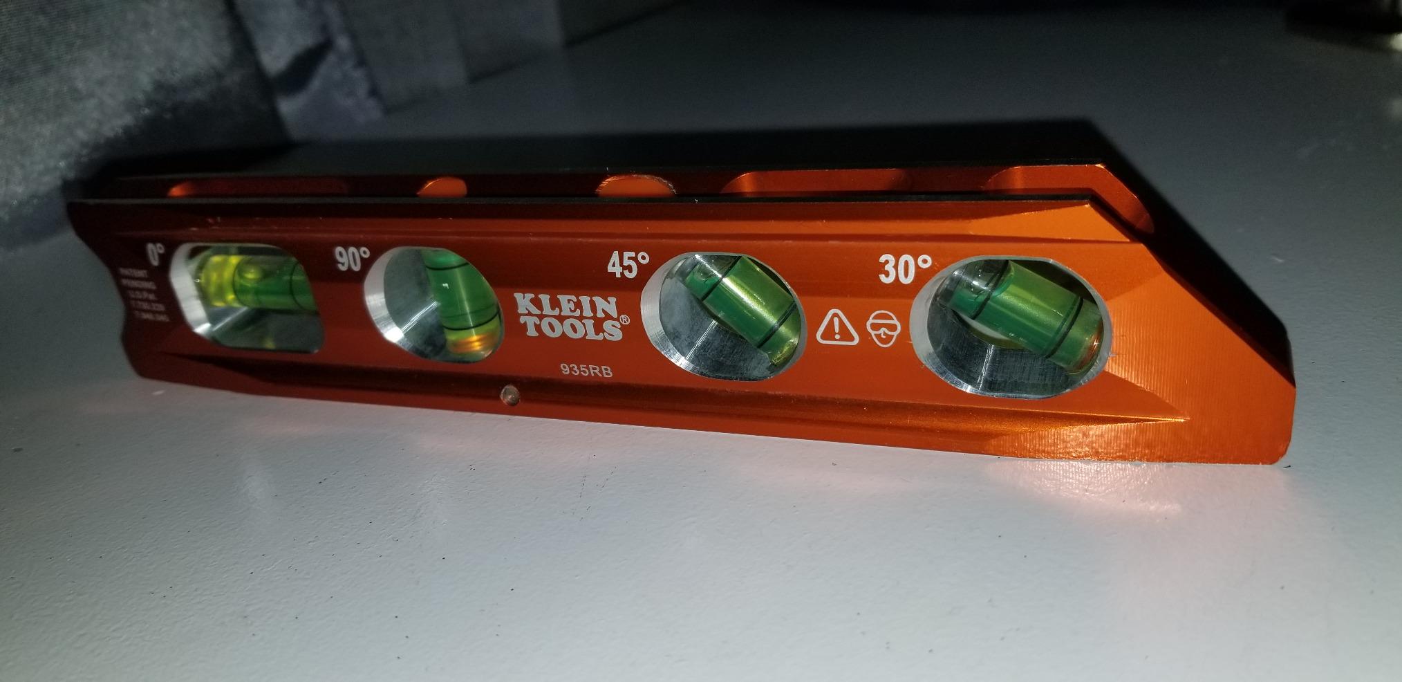 Klein Tools 935RB Magnetic Billet Torpedo Level, 8-Inch customer photo 2