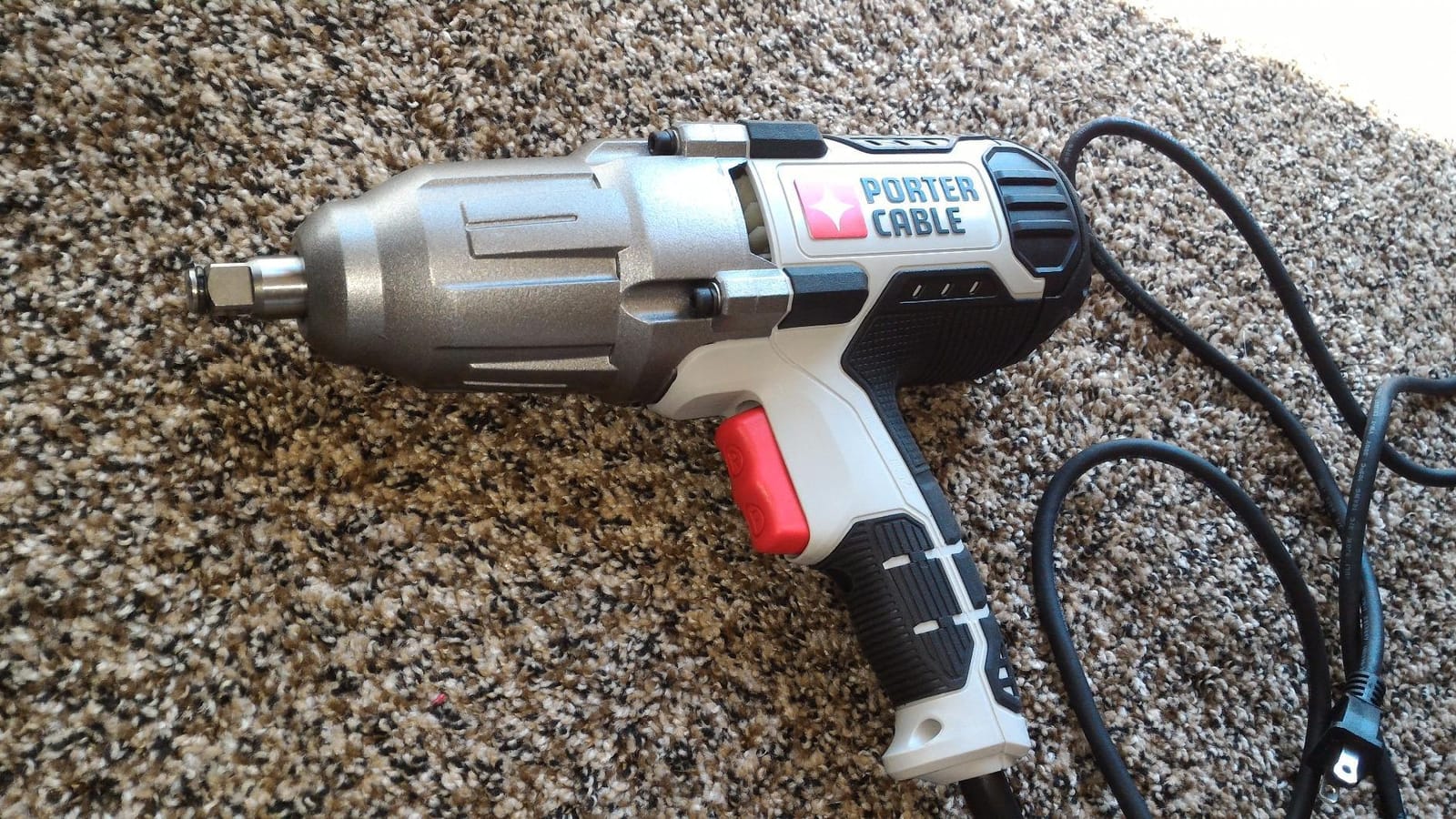 PORTER-CABLE Impact Wrench, 7.5-Amp, 450 lbs. of Torque, 1/2 Inch, Corded (PCE211) customer photo 2