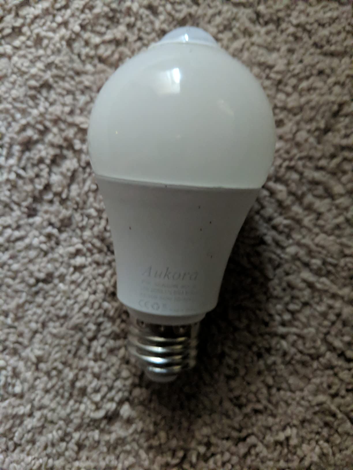 Aukora 12W Motion Sensor Led Light Bulbs, 100W Equivalent E26 6500K 1000Lm customer photo 2