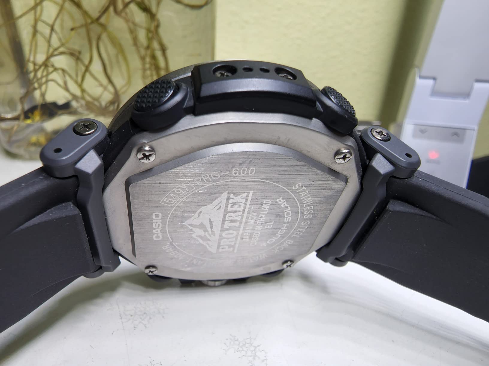 Casio PRG600 Series | Pro Trek | 100M WR | 1/100 SEC Stop Watch | Compass/Alt/Baro-Thermo | Tough Solar Power/Atomic Timekeeping | 1-100 SEC Stopwatch | Countdown Timer | World Time customer photo 1