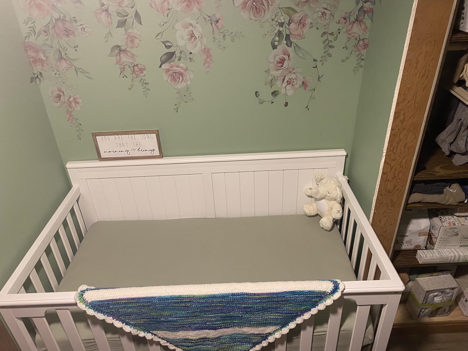 Graco Hadley 5-in-1 Convertible Crib with Drawer, Pebble Gray customer photo 1