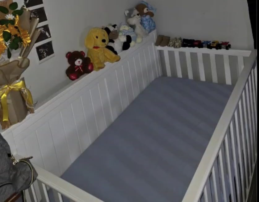 Graco Hadley 5-in-1 Convertible Crib with Drawer, Pebble Gray customer photo 2