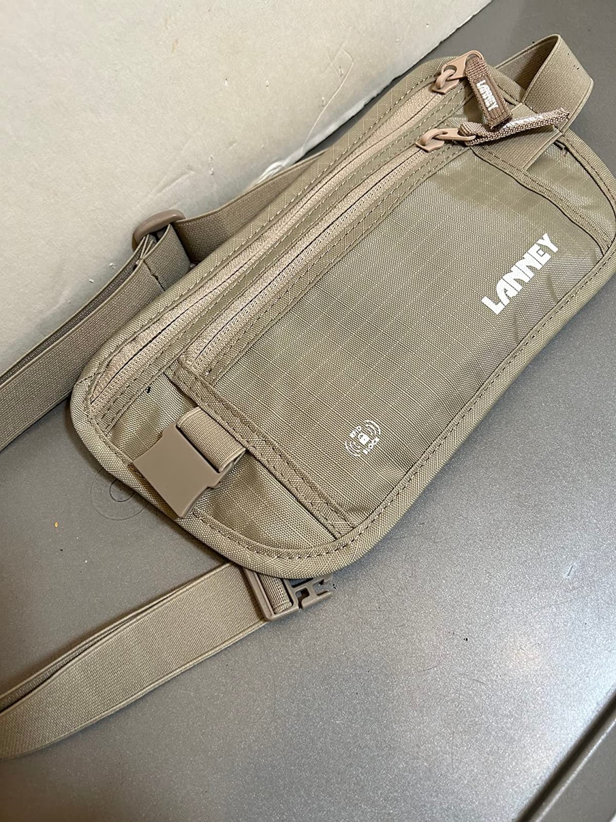 Money Belt for Travel Women and Men Slim Hidden Travel Wallet with RFID Blocking customer photo 2