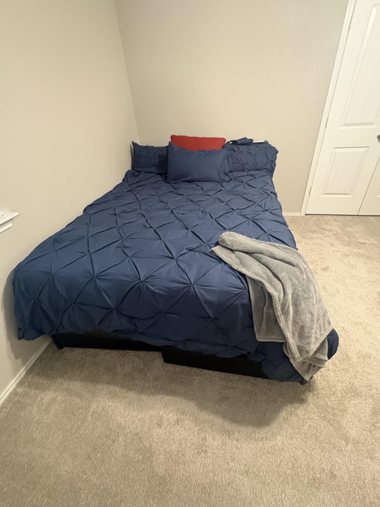 Bedsure 7-Piece Comforter Set customer photo 1