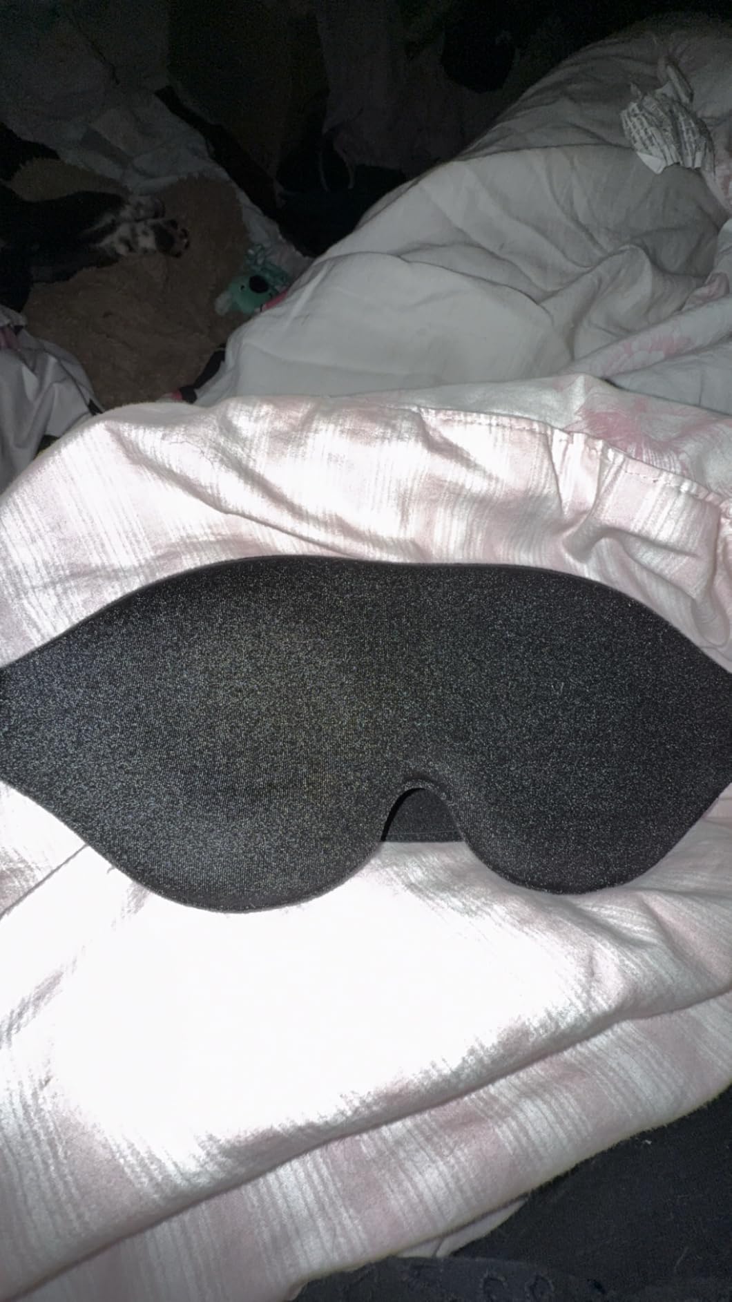 YIVIEW Sleep Mask for Side Sleeper, Light Blocking Zero Pressure Blindfold customer photo 2