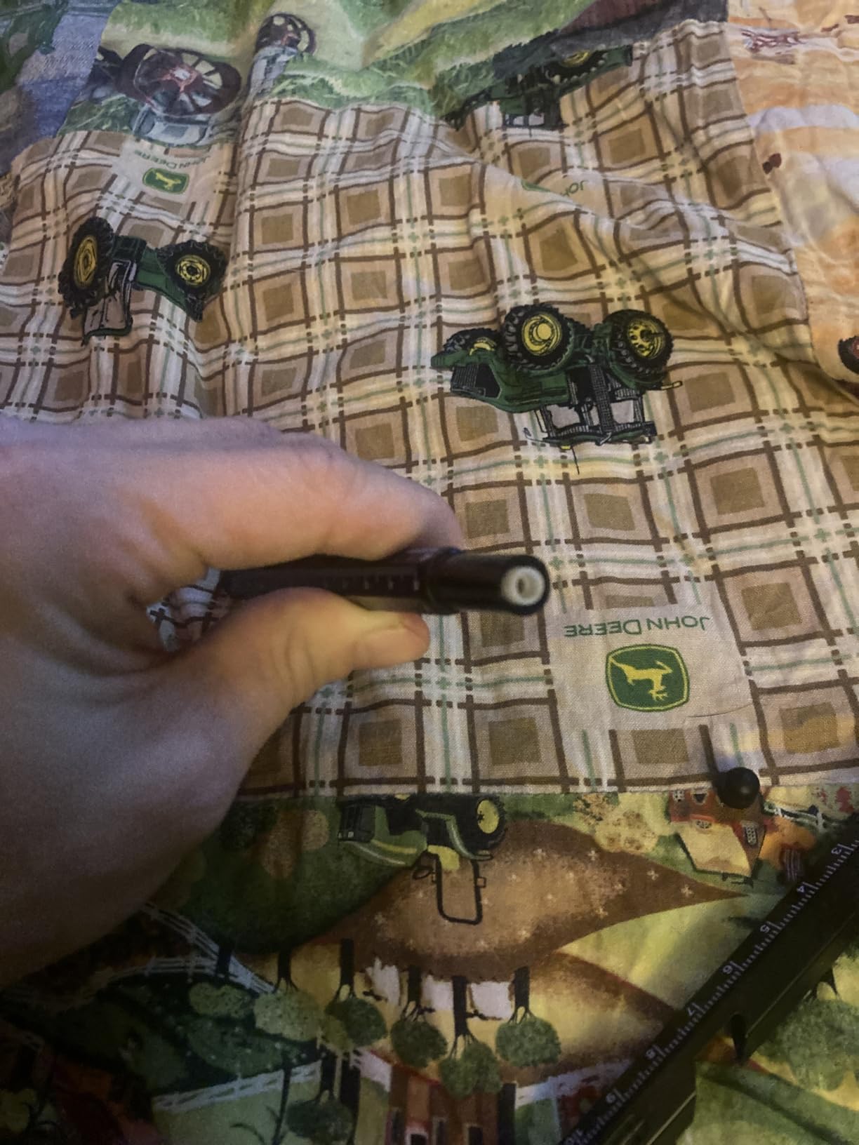 hongred 6-in-1 Multitool Pen customer photo 2