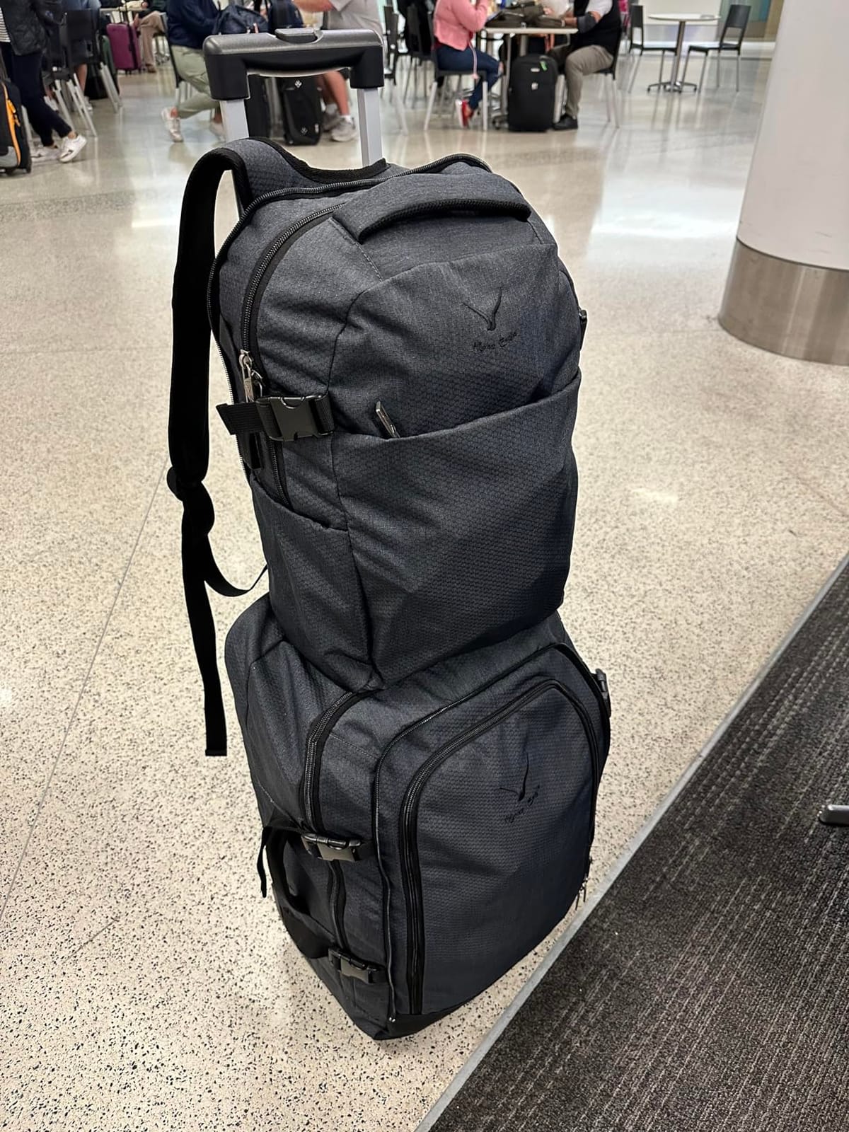Hynes Eagle 2 in 1 Travel Backpack 22 inches Carry on Luggage 63L Rolling Backpack for Men Women with Packing Cubes 3PCS Set customer photo 2