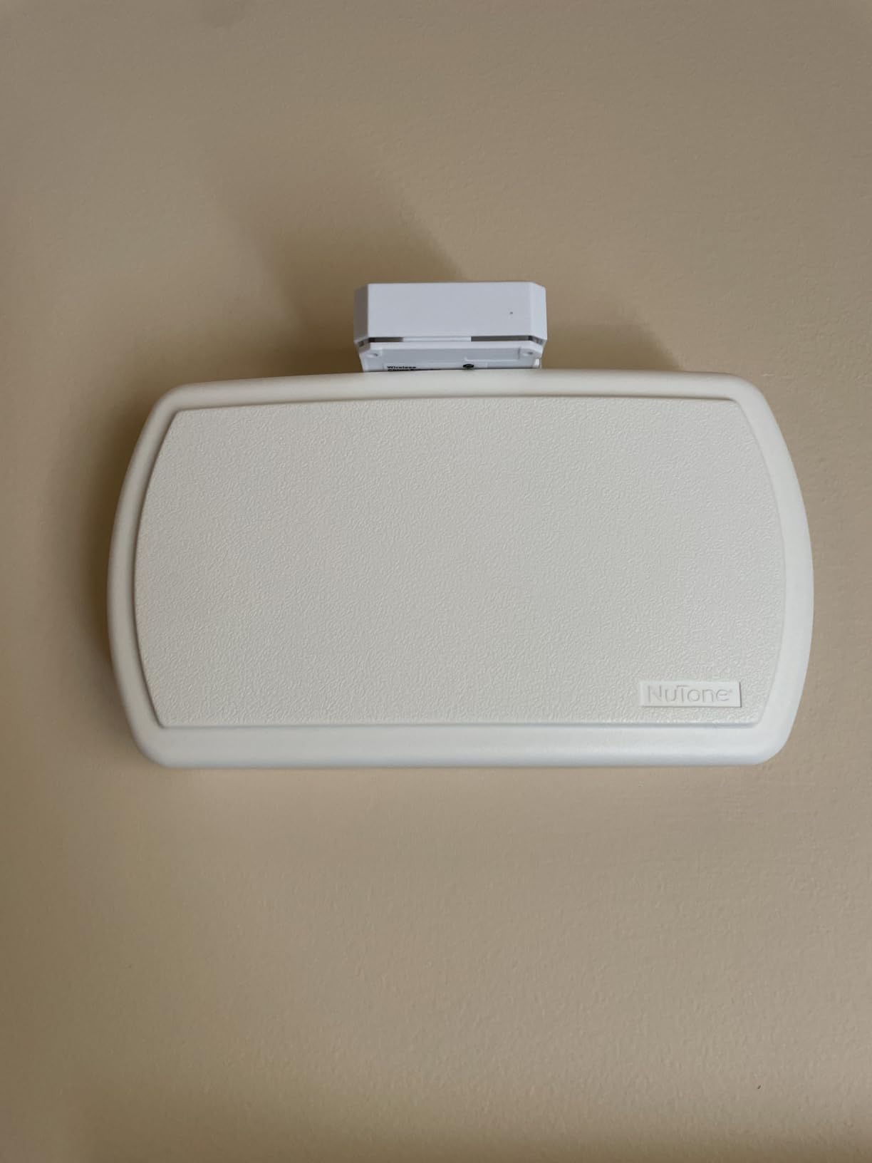 LRA-EX1000S Doorbell Extender, Plug-in Strobe Receiver customer photo 1