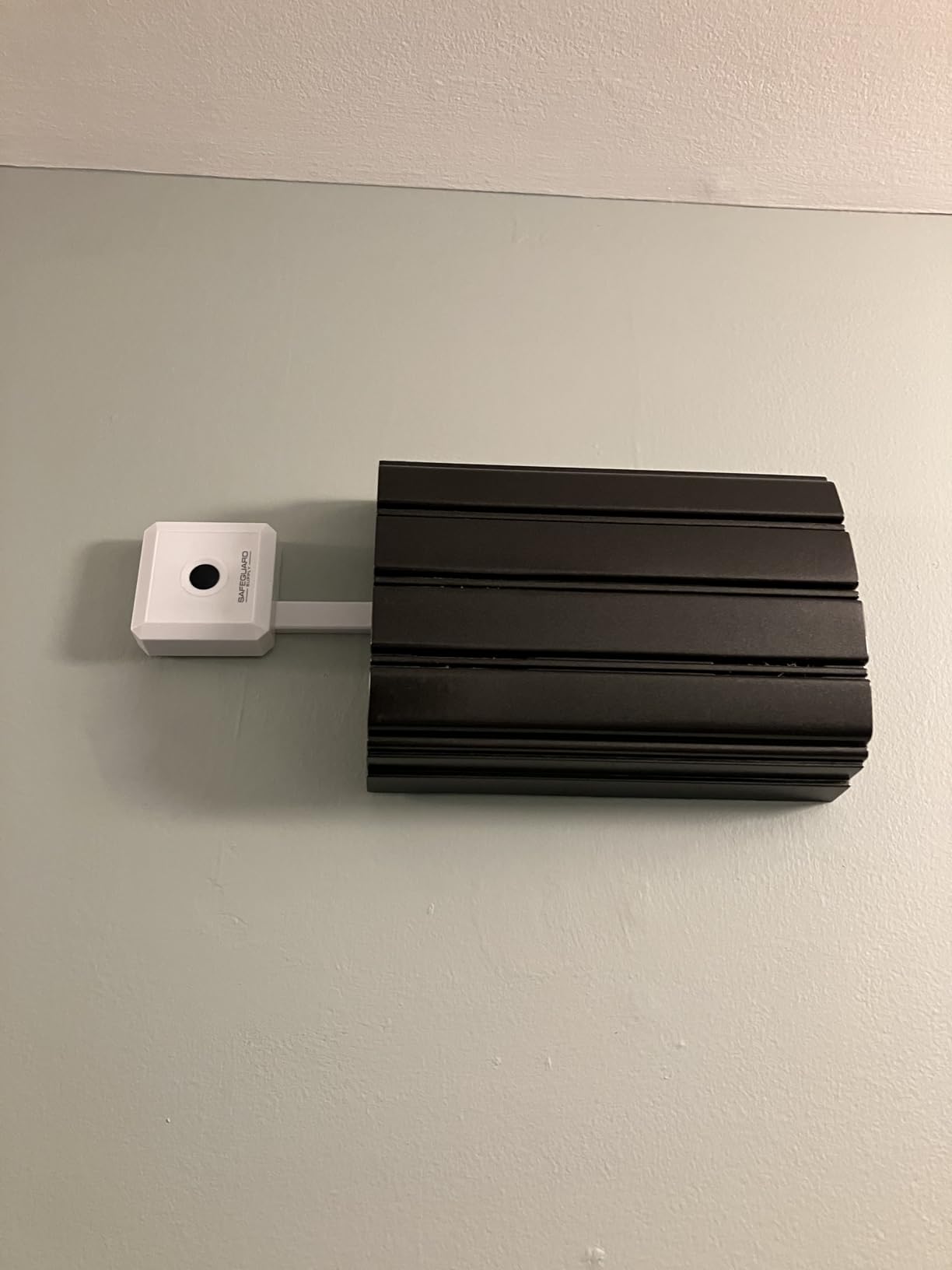 LRA-EX1000S Doorbell Extender, Plug-in Strobe Receiver customer photo 2