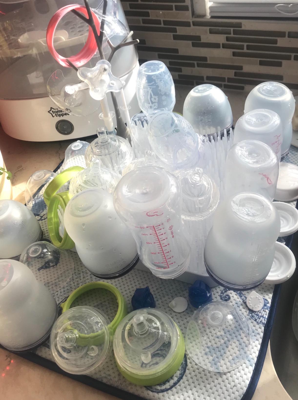 Boon Grass Plastic Drying Rack - Modern Countertop Baby Bottle Organizer - 9.75 x 9.88 x 3.0 inches - Gray customer photo 2
