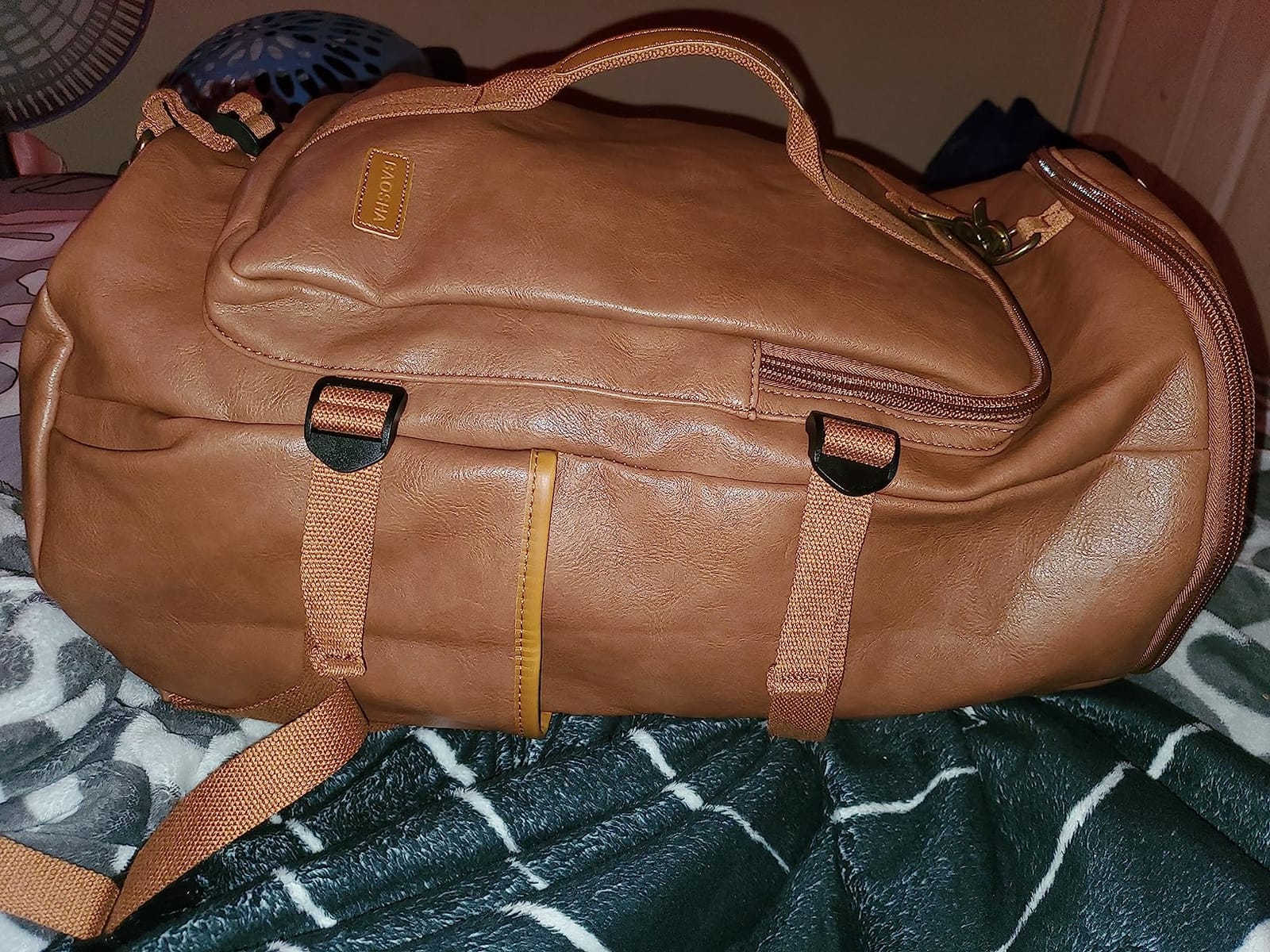Baosha Stylish Vegan Leather Men Weekender Travel Duffel Tote Bag Backpack Travel Hiking Rucksack Overnight Bag 3-Ways Convertible HB-26 (Brown) customer photo 1