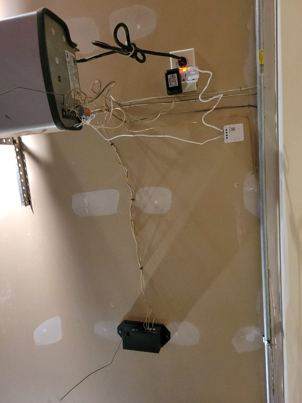 YoLink Garage Door Kit: Controller + Sensor customer photo 1