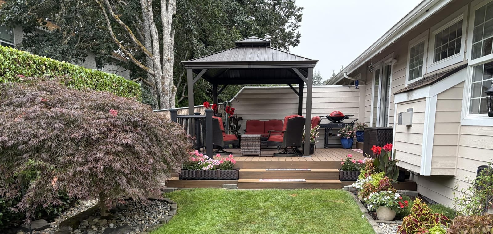 Kozyard Alexander 12' x 12' Hardtop Gazebo, Aluminum Frame customer photo 1