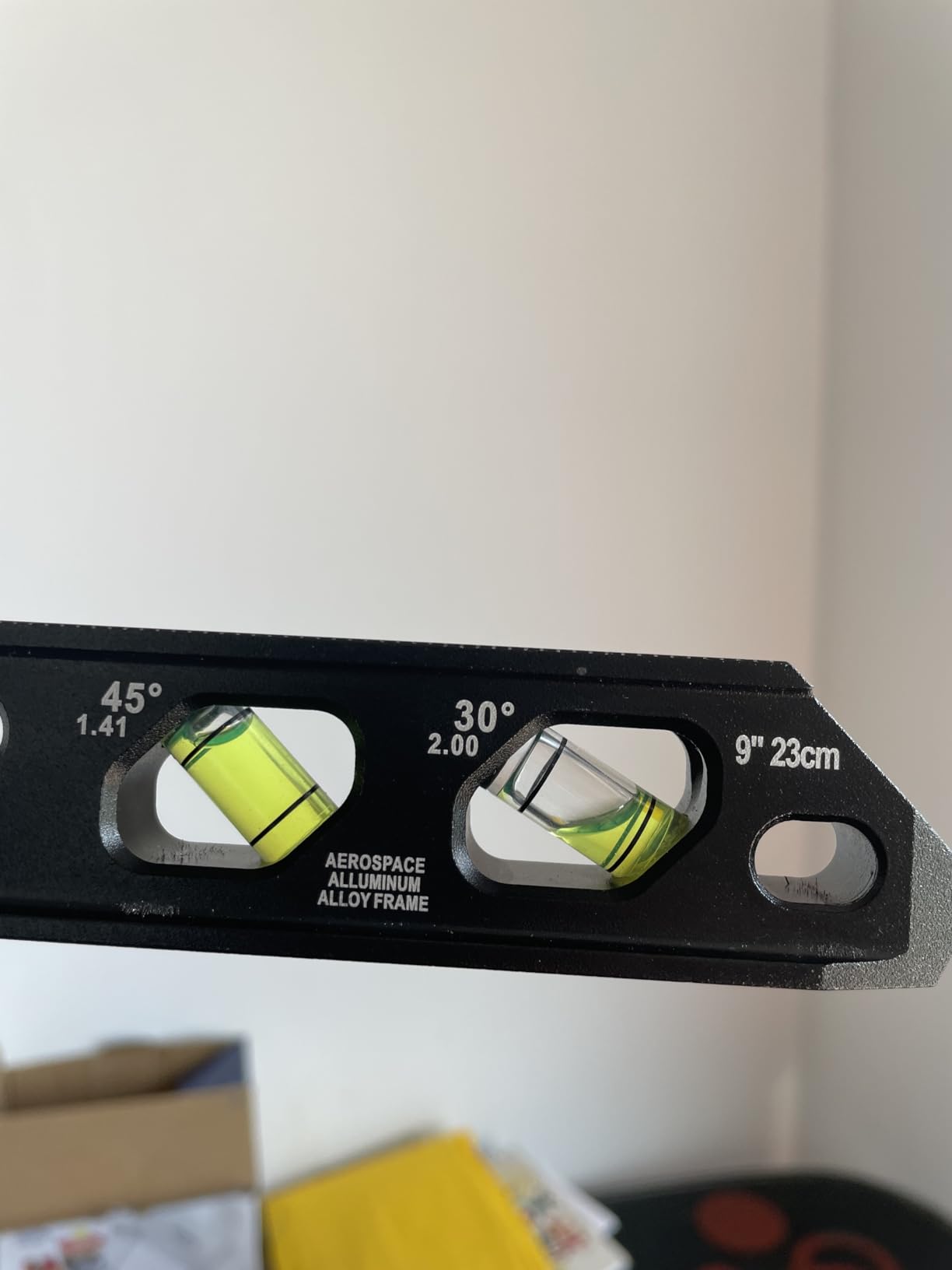 BETHEL Torpedo Level, Magnetic Conduit Level with 4 Vials, V-Groove and Magnet Track, Aluminum Alloy Construction, High Viz Black (6 inch) customer photo 1