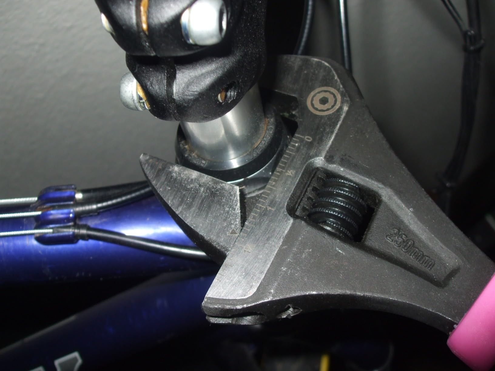 DURATECH 10-Inch Wide Jaw Adjustable Wrench customer photo 2