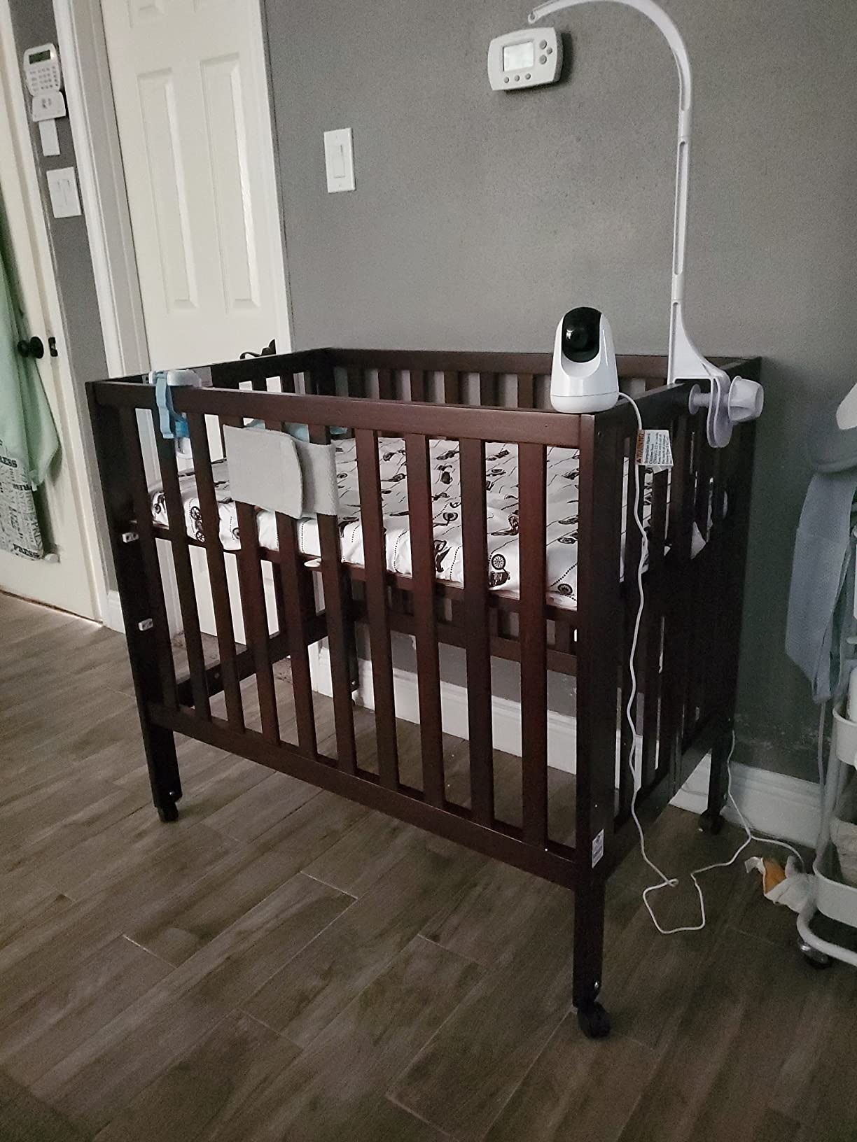 Dream On Me Jett Mini Folding Baby Crib in Pebble Grey, GreenGuard Gold & BSA, Lightweight & Portable, Patented Flat Folding System, Small Spaces & Travel, 1.5” Mattress Pad, 3 Heights, Safe Wheels customer photo 2