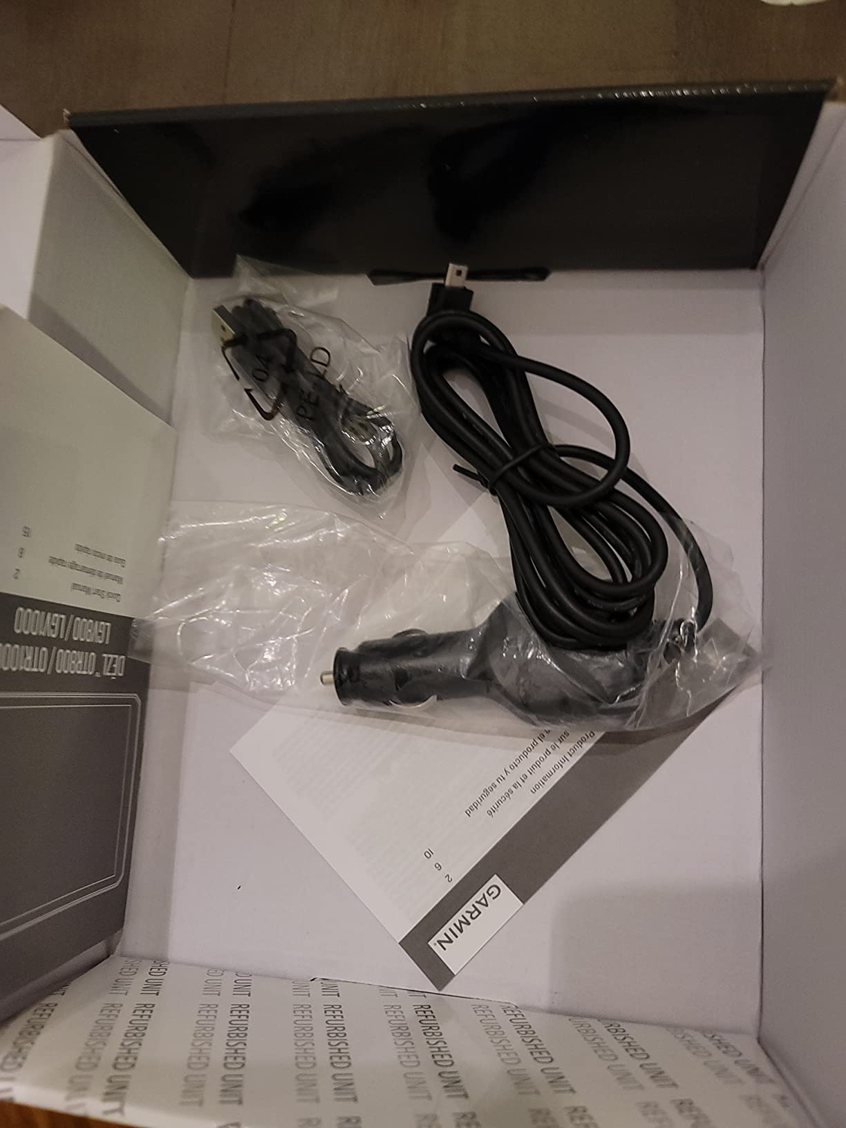 Garmin - dezl OTR800 8 inches GPS Truck Navigator - Black (Renewed) customer photo 2