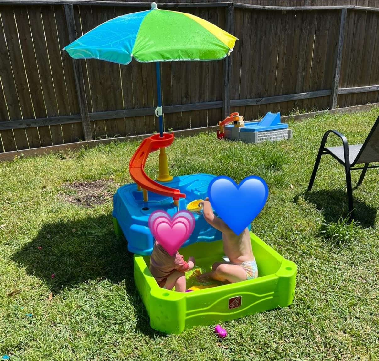 Step2 Waterpark Wonders Two Tier Water Table, Kids Water Activity Sensory Playset with Umbrella, Garden Hose Sprinkler Attachment, 11 Piece Accessories, Outdoor Summer Toy, Ages 18 Months+, Blue customer photo 1
