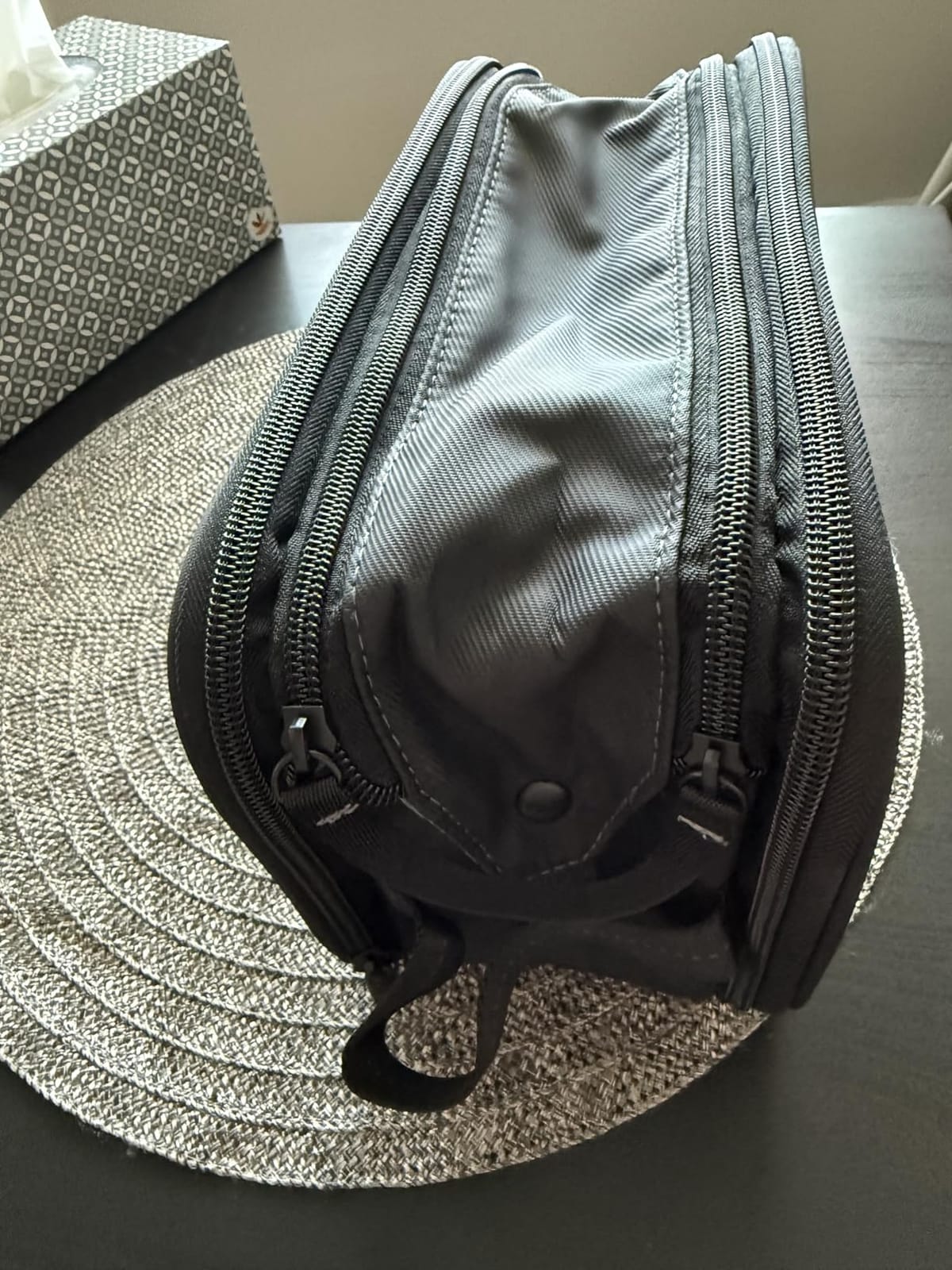 ZEEMO Travel Toiletry Bag for Men, Full Open Dopp Kit with Dual Compartment customer photo 1