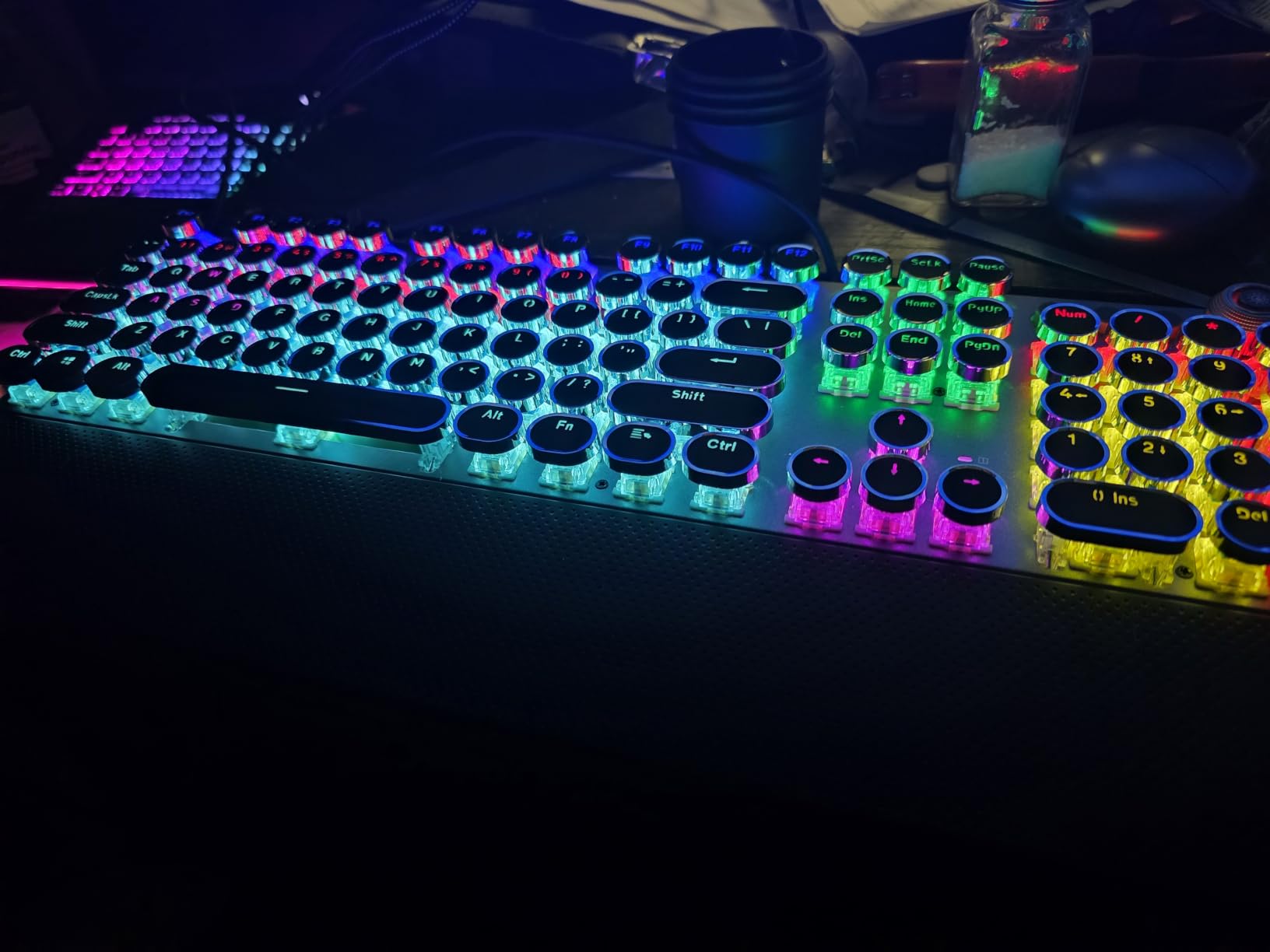 AULA F2088 customer photo 2