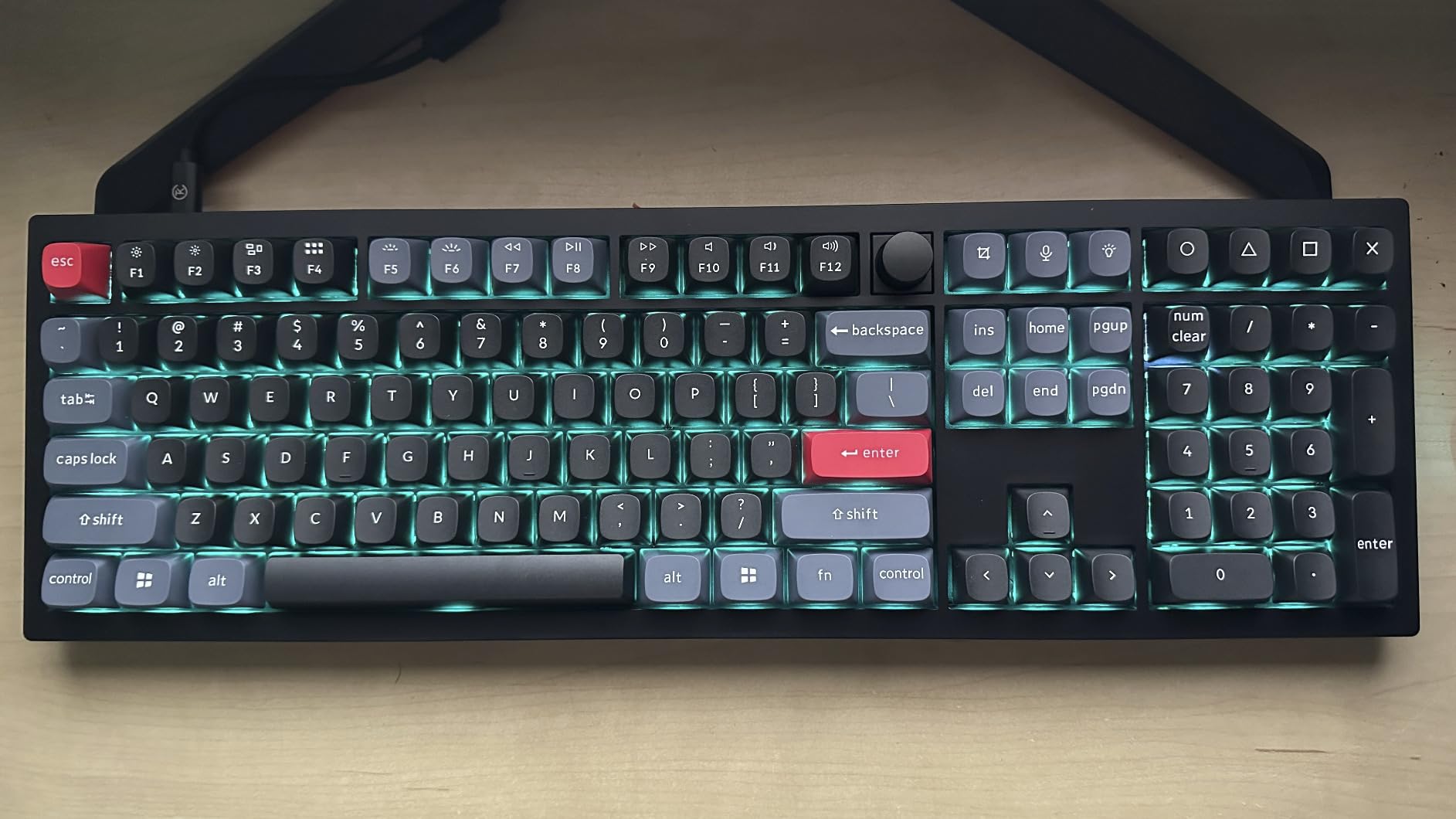 Keychron V6 Wired Custom Mechanical Keyboard Knob Version, Full-Size QMK/VIA Programmable Macro with Hot-swappable Keychron K Pro Red Switch Compatible with Mac Windows Linux Black (Non-Transparent) customer photo 1