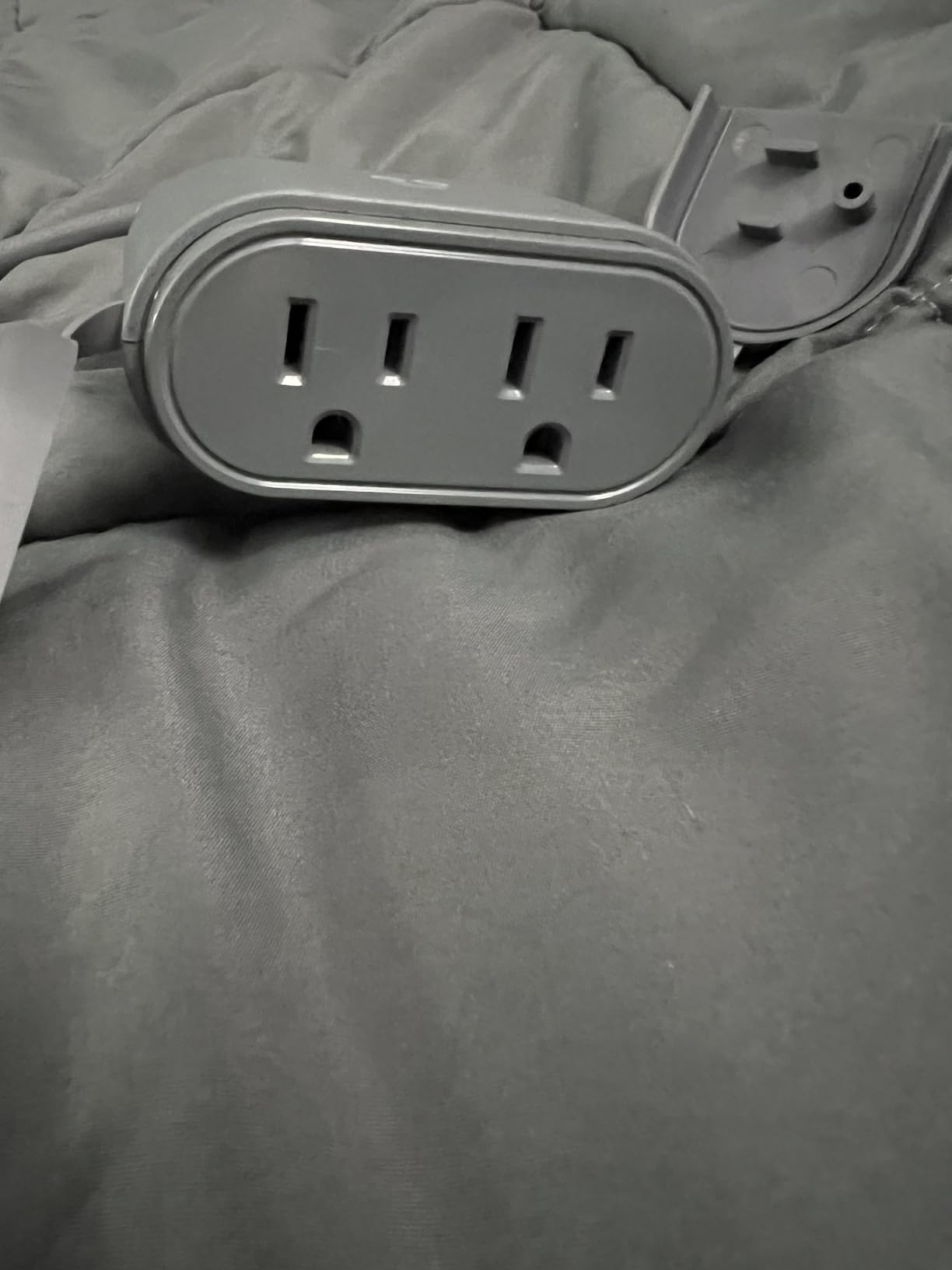 Geeni Outdoor Duo Wi-Fi Smart Plug | 2 Weatherproof Outlets, Compatible with Alexa & Google Assistant | Wireless Remote Control & Timer for Holiday Lights, Appliances, and More, 2-Pack customer photo 2