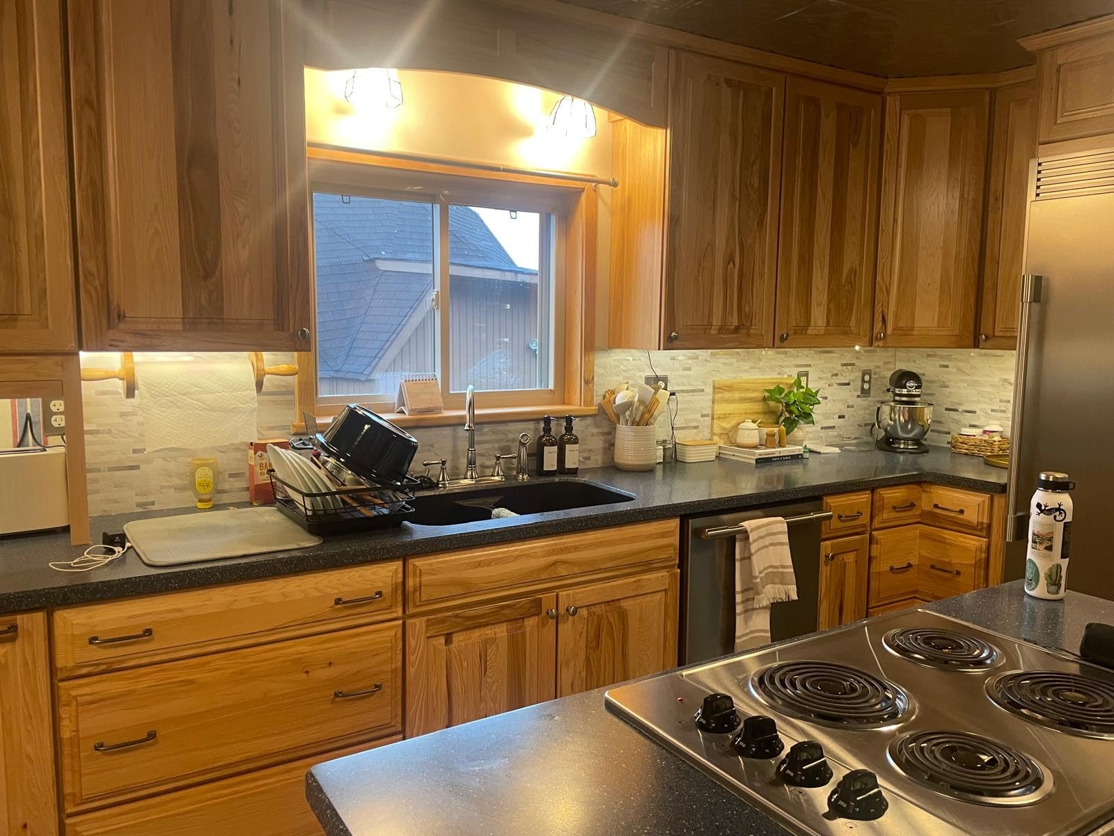 DAYBETTER Under Cabinet Lights, 6 PCS Under Cabinet Lighting with Remote, Dimmable LED Strip Lights for Bedroom, LED Lights for Kitchen Cabinet, Counter Shelf 2700K-6500K Warm to Daylight White, 9.8ft customer photo 2