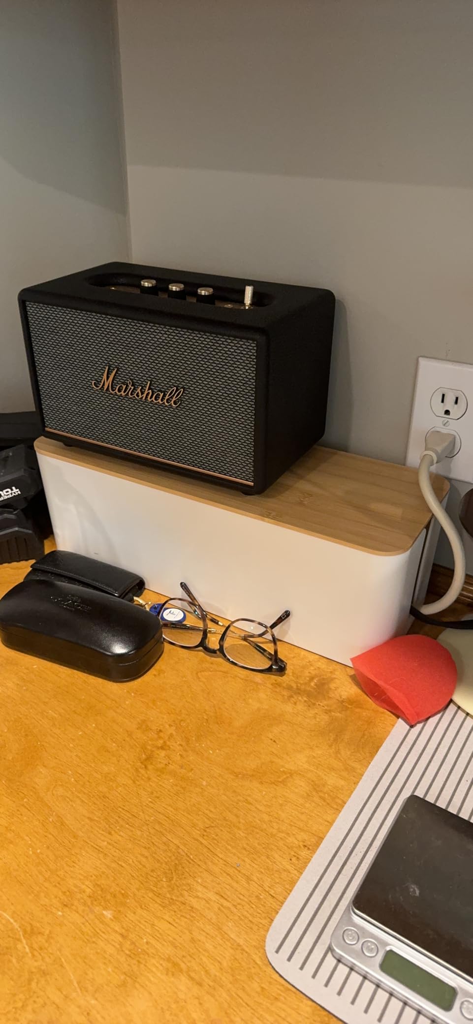 Tuwechen Cable Management Box, Wooden Style Large Cord Organizer Box customer photo 1