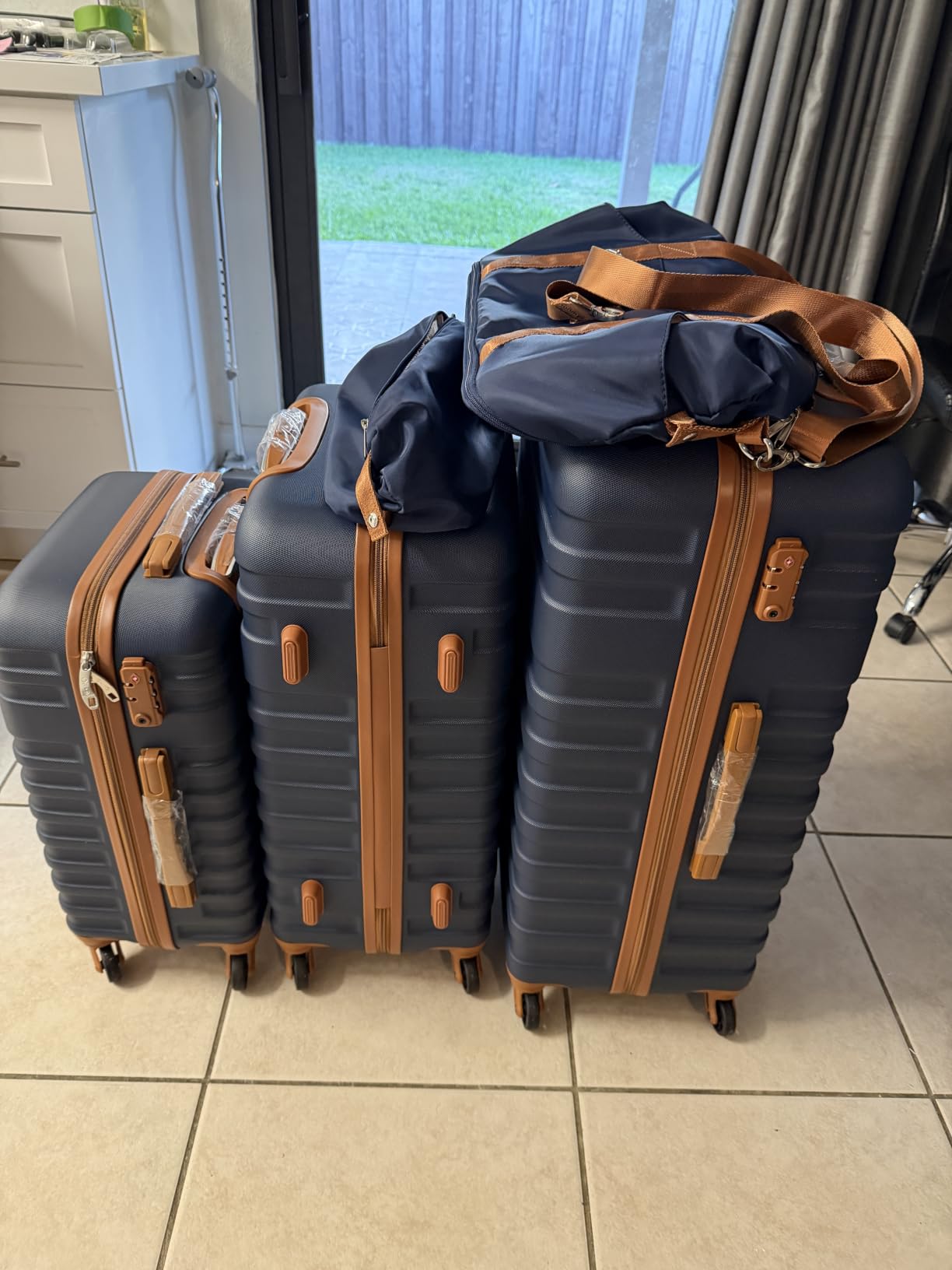 Coolife Luggage Set Hardside Suitcase,5 piece,White(DB/TB/20/24/28) customer photo 1