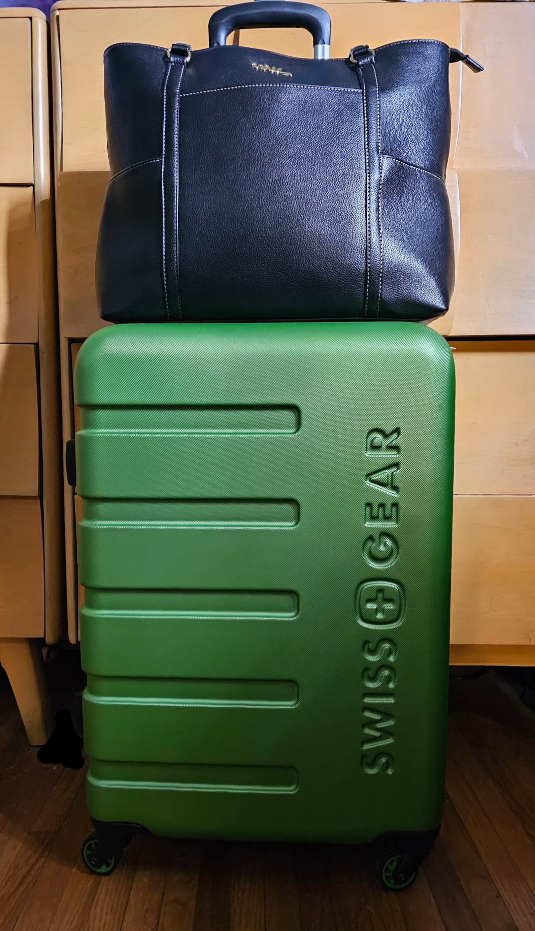 SwissGear 7366 27-Inch customer photo 1