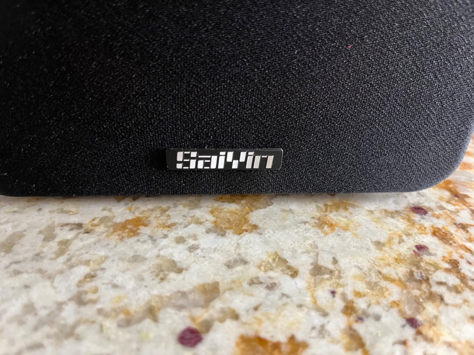 Saiyin Bluetooth Bookshelf Speakers for Record Player, Powered Studio Monitor Speaker with 5.2 Inch Woofer, Horn Tweeter and Optical RCA Inputs, Subwoofer Line Out for Turnable. customer photo 2