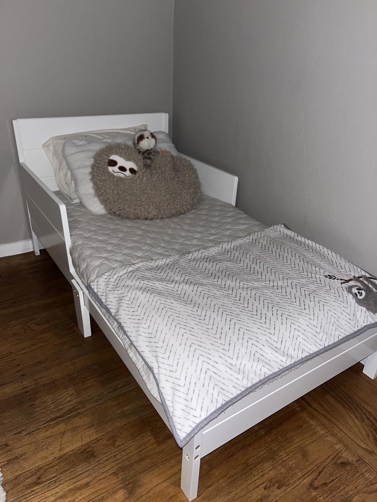 Dream On Me Holland Toddler Bed, Low-to-Floor Platform, White customer photo 2