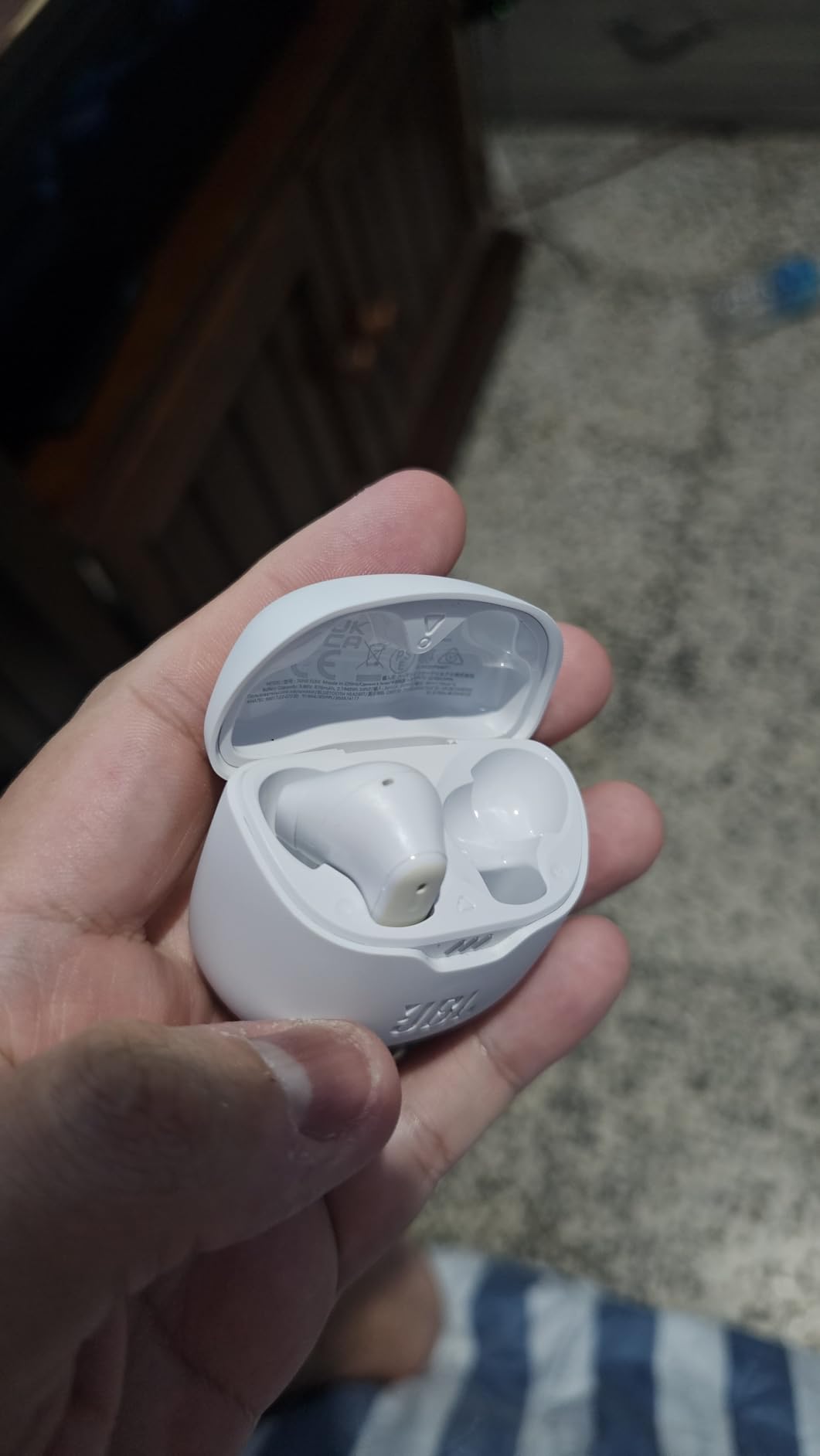 JBL Tune Flex - True Wireless Noise Cancelling Earbuds (Blue), Small customer photo 2