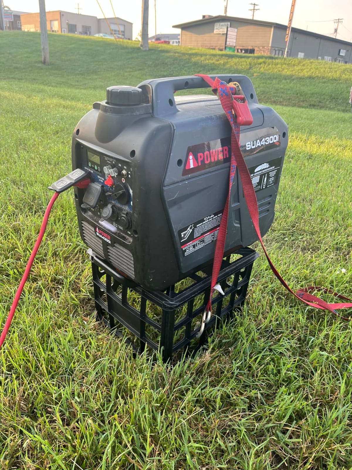 A-iPower 4300 Watt Quiet Gas Portable Inverter Generator, RV Ready customer photo 2