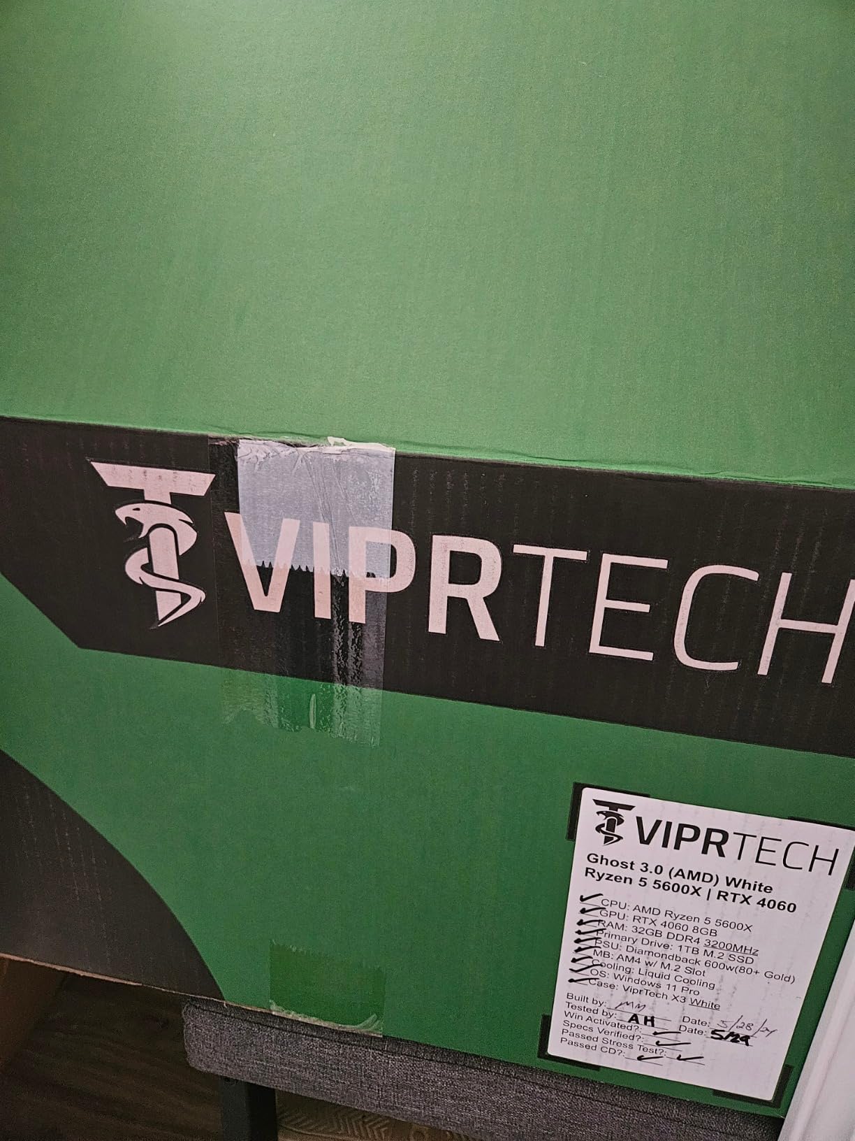 VIPRTECH Ghost 3.0 Gaming PC, Ryzen 7, RTX 4060 8GB, 16GB/1TB Arctic White customer photo 1