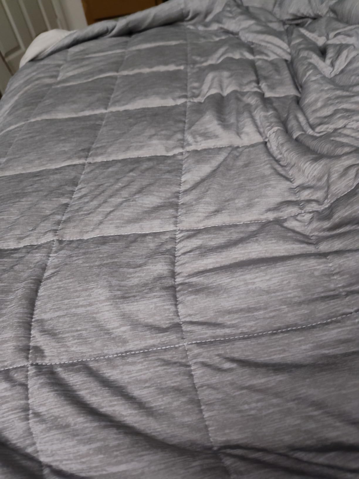 Satwip Weighted Blanket Queen Size 15 LBS, Cooling Weighted Blanket for Hot Sleepers, Cool Moire Jersey with Soft Breathable Sanded, 60 x 80 inches 15 Pounds, Purple customer photo 2