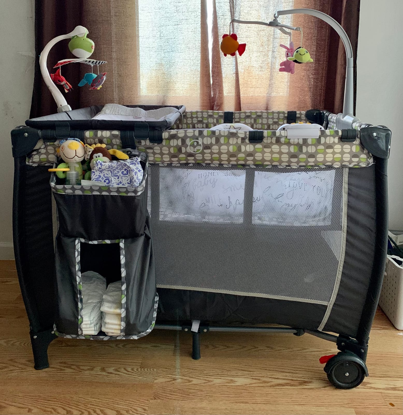 Costzon 3 in 1 Pack and Play with Bassinet, Portable Baby Playard with Changing Table, Music Box, Hangings, Wheels/Brake, Basket, Foldable Infant Bassinet Crib for Baby Toddlers Indoor Outdoor customer photo 1
