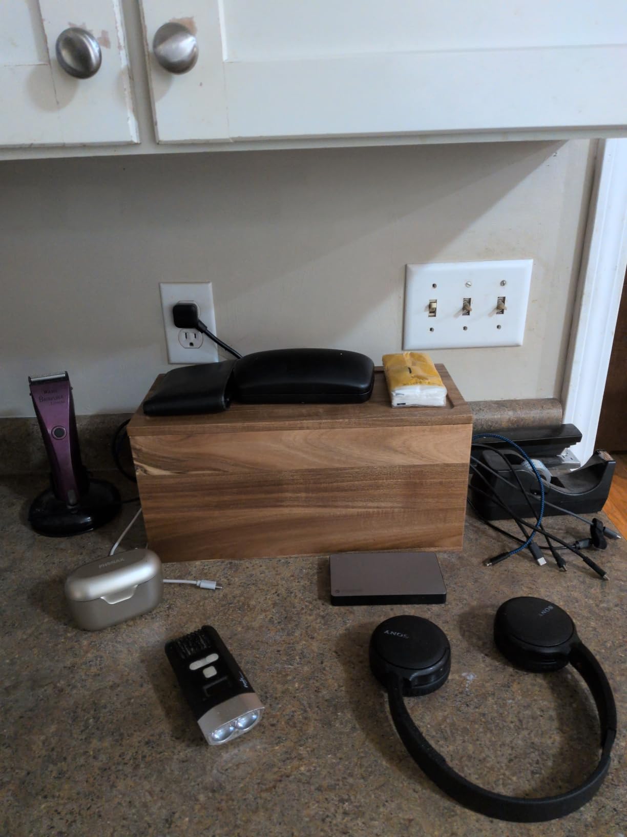 Extra Large Cable Management Box, Wood Cord Hider Box & Organizer for Power Strip, TV Wires & Desk Cable Storage customer photo 2