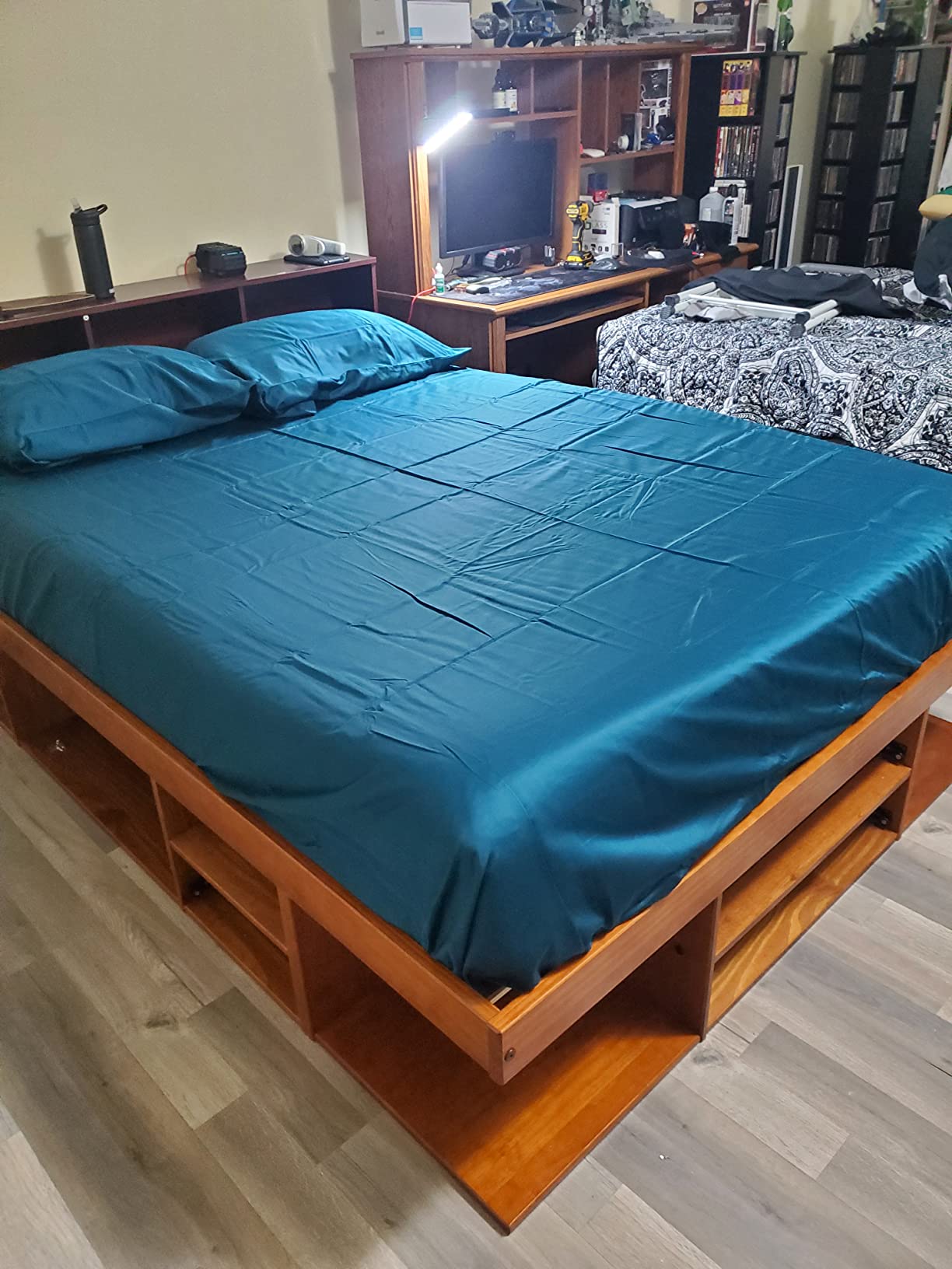 memomad Bali King Size Slim Set: Storage Platform Bed with Drawers and Compartments + Wall Mounted Headboard, Solid Pine Wood Furniture with Underbed Storage, No Box Spring Needed, Caramel Brown customer photo 1