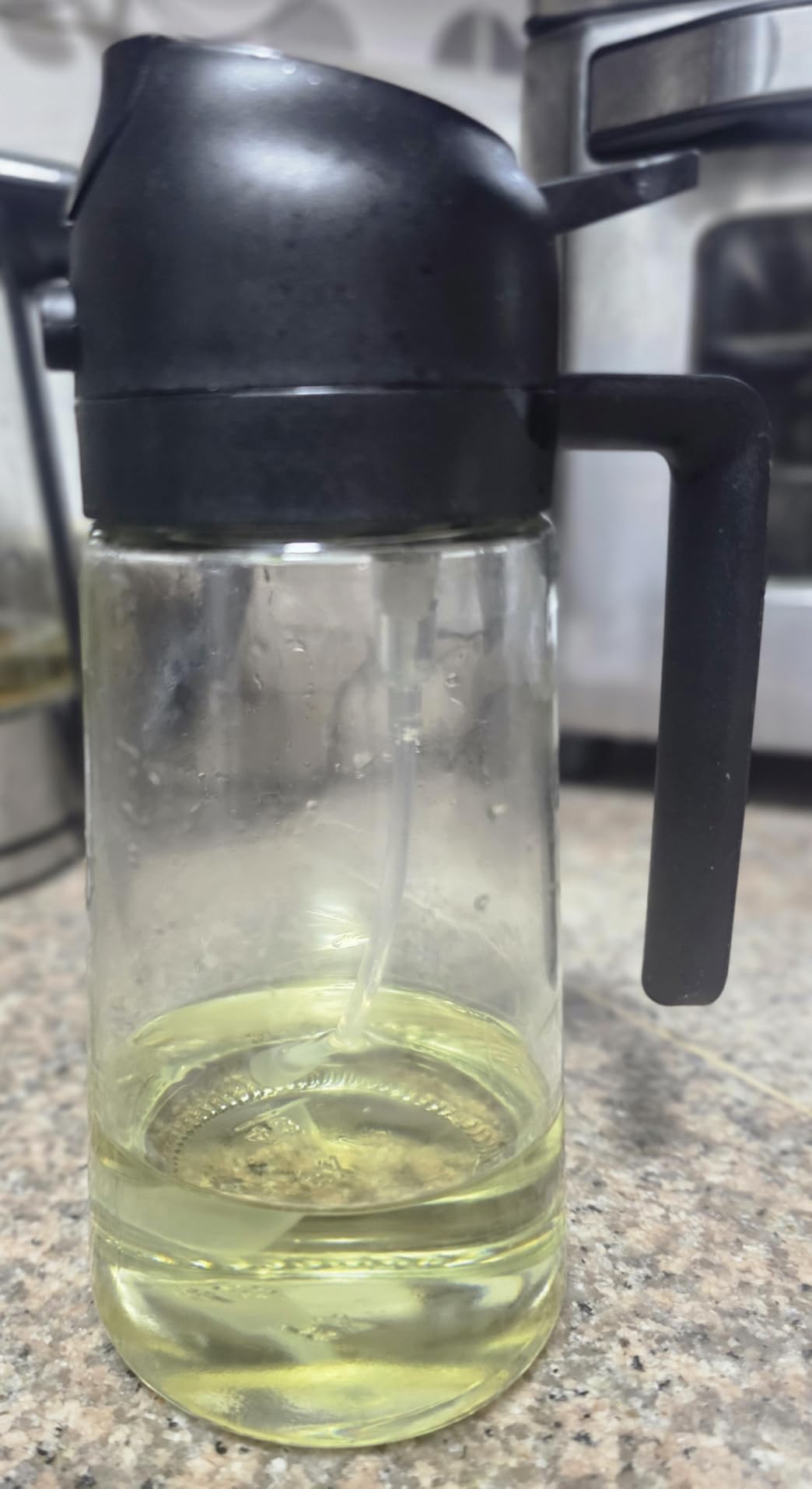 YARRAMATE 16 oz 2-in-1 Glass Olive Oil Sprayer for Cooking, Black customer photo 1