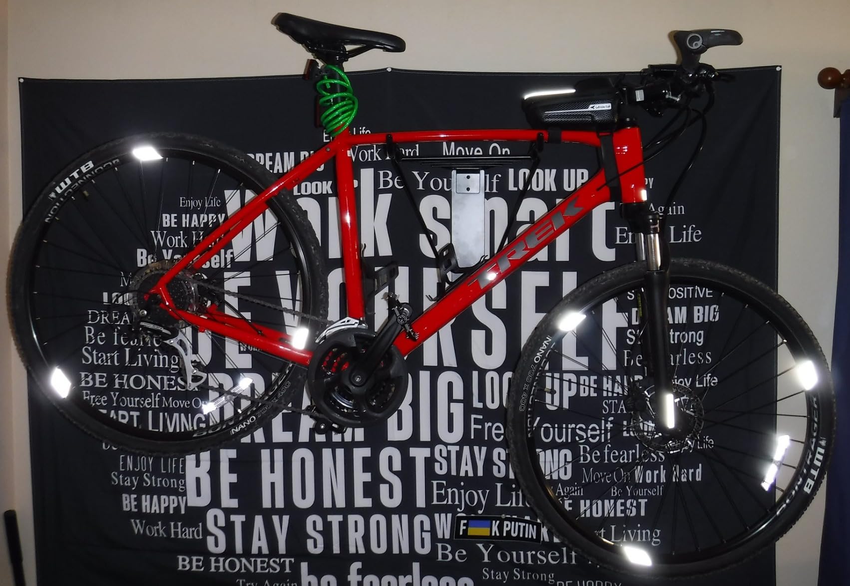 WALMANN Wall Mounted Horizontal Bike Rack, Foldable Bicycle Storage customer photo 2