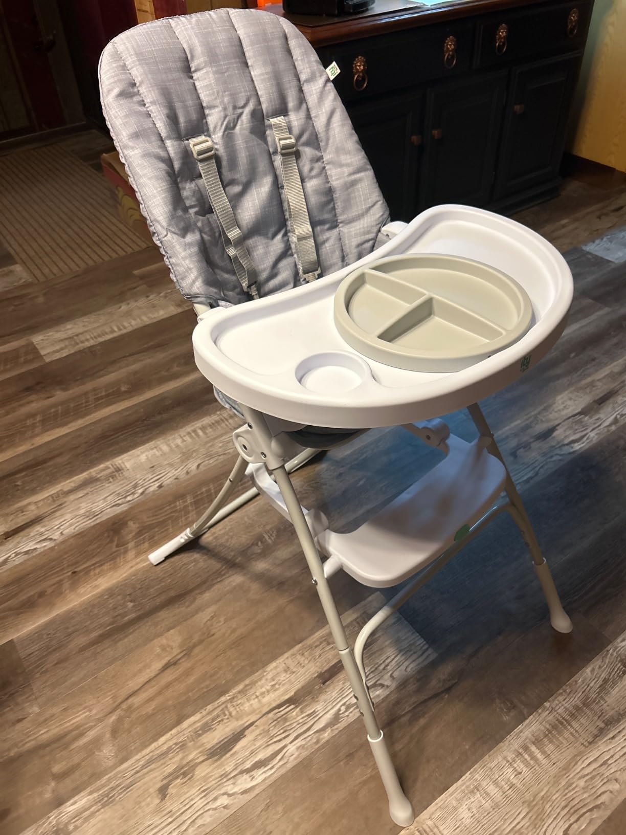 Ingenuity Sun Valley Compact Folding Baby High Chair, Food-Grade Safe Plate, 5-Point Harness, for Ages 6 Months and Up, Unisex - Teal customer photo 2