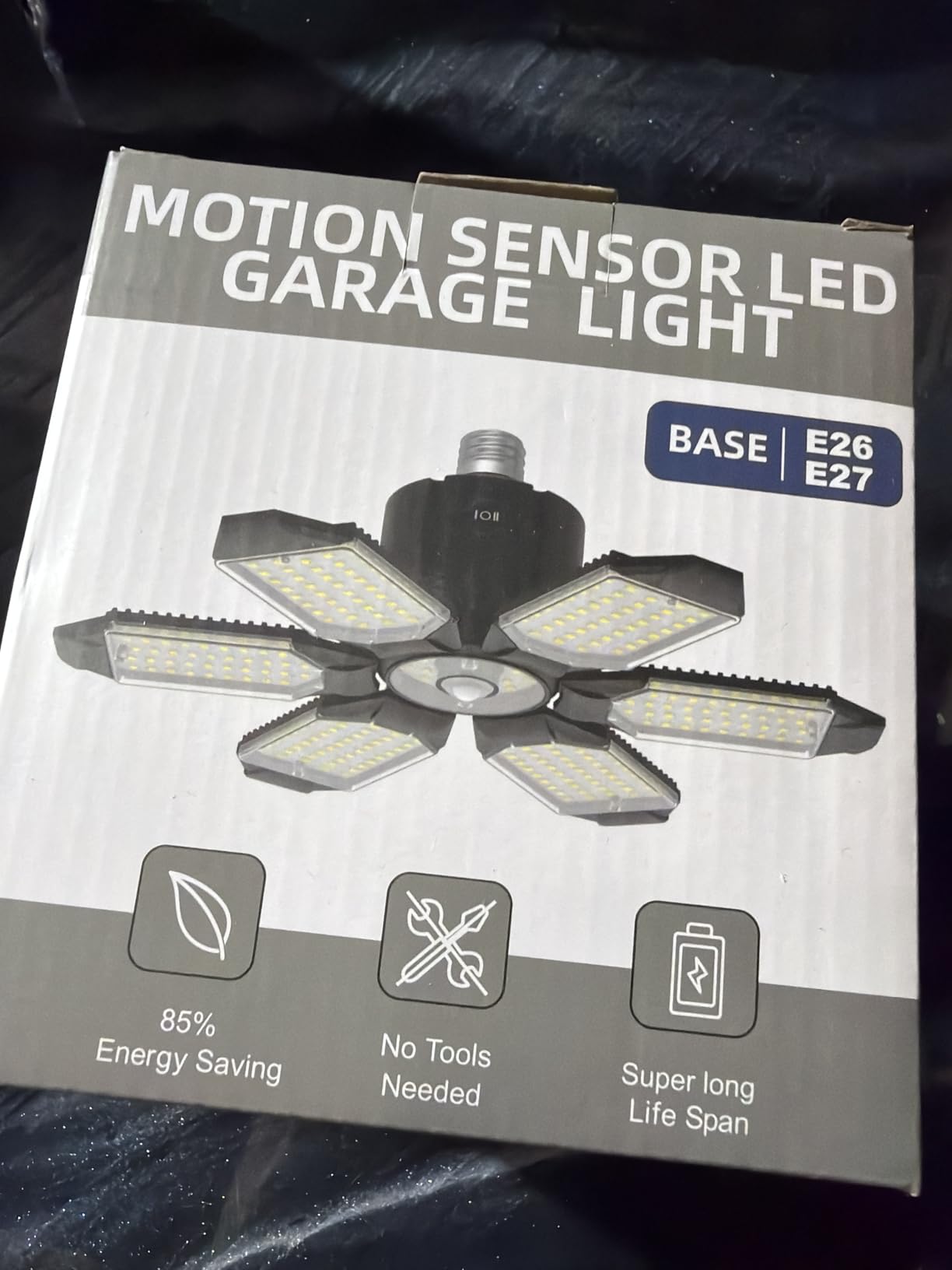 Motion Sensor Garage Light, 20000LM 200W Garage Lights Ceiling Led Motion Activated,Motion Light Indoor with Dusk to Dawn, E26/E27 Screw in Shop Light for Basement Barn Attic Warehouse customer photo 1