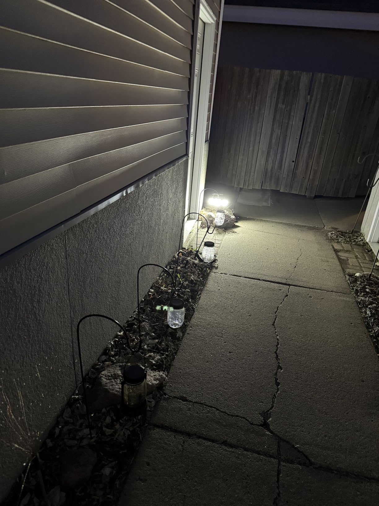 Bell+Howell 2 Pk Bionic Solar Flood Lights Outdoor Motion Sensor customer photo 1