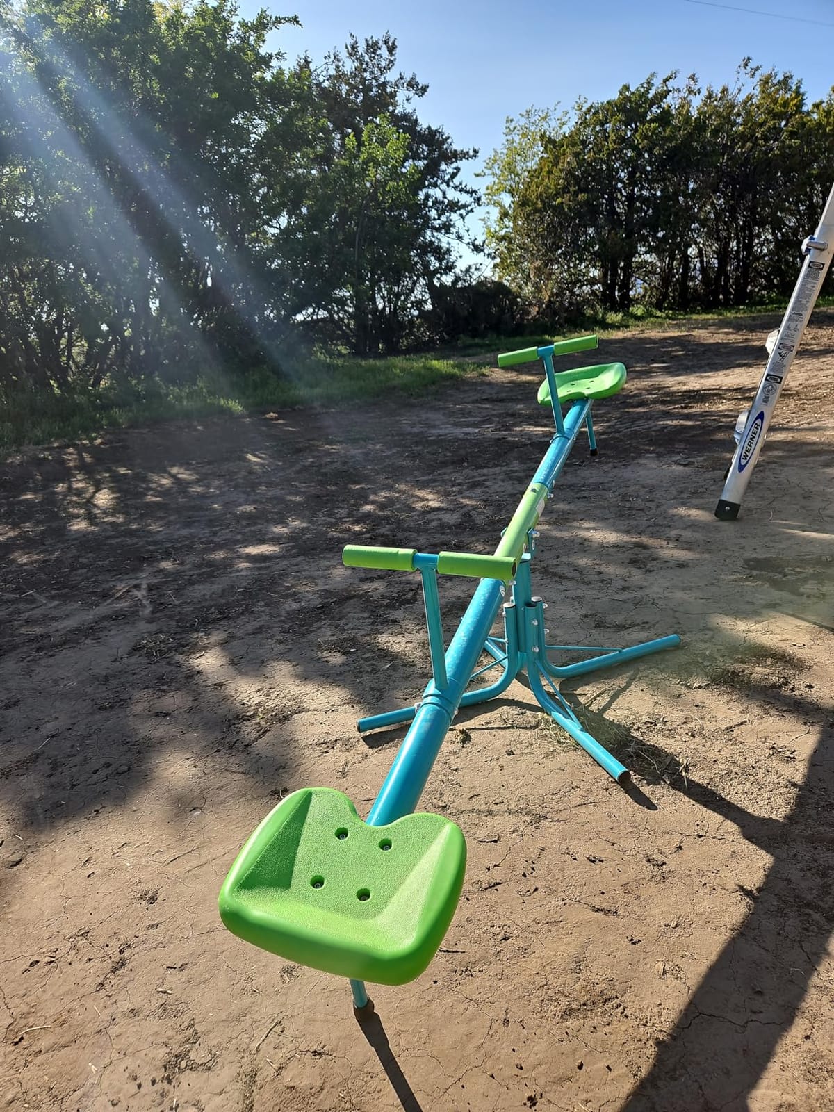 Amictoy Teeter Totter for Kids, 360° Spinning Seesaw, 100 lb Seat customer photo 2