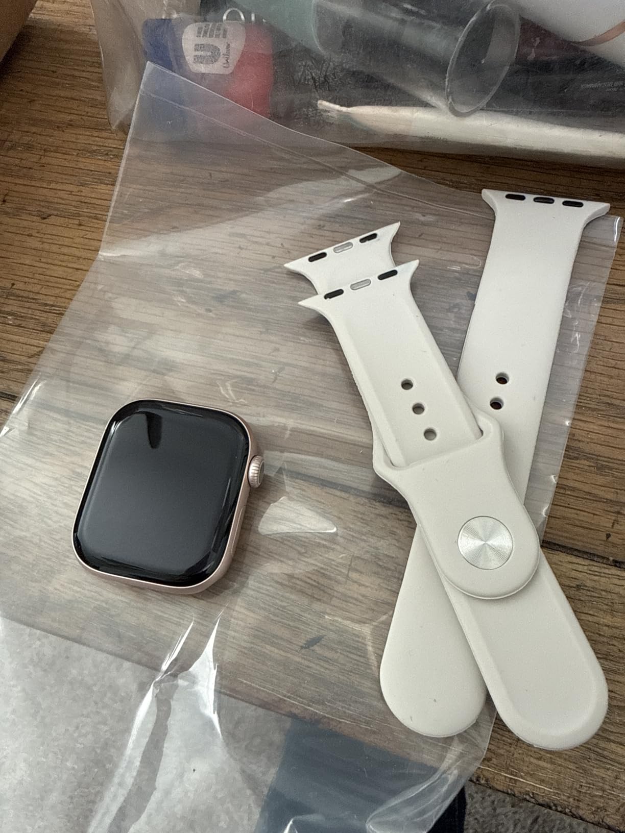 Apple Watch Series 10 Renewed Cellular customer photo 1