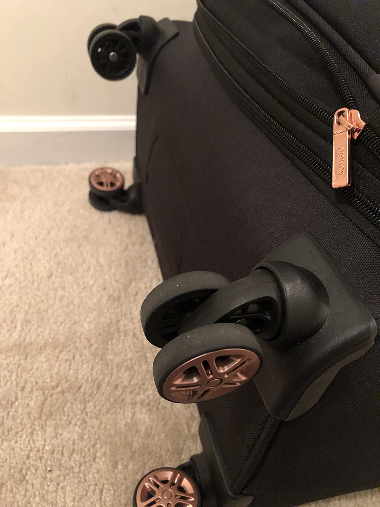 kensie Hudson Softside 3-Piece Spinner Luggage Set, Smoke Pine customer photo 2
