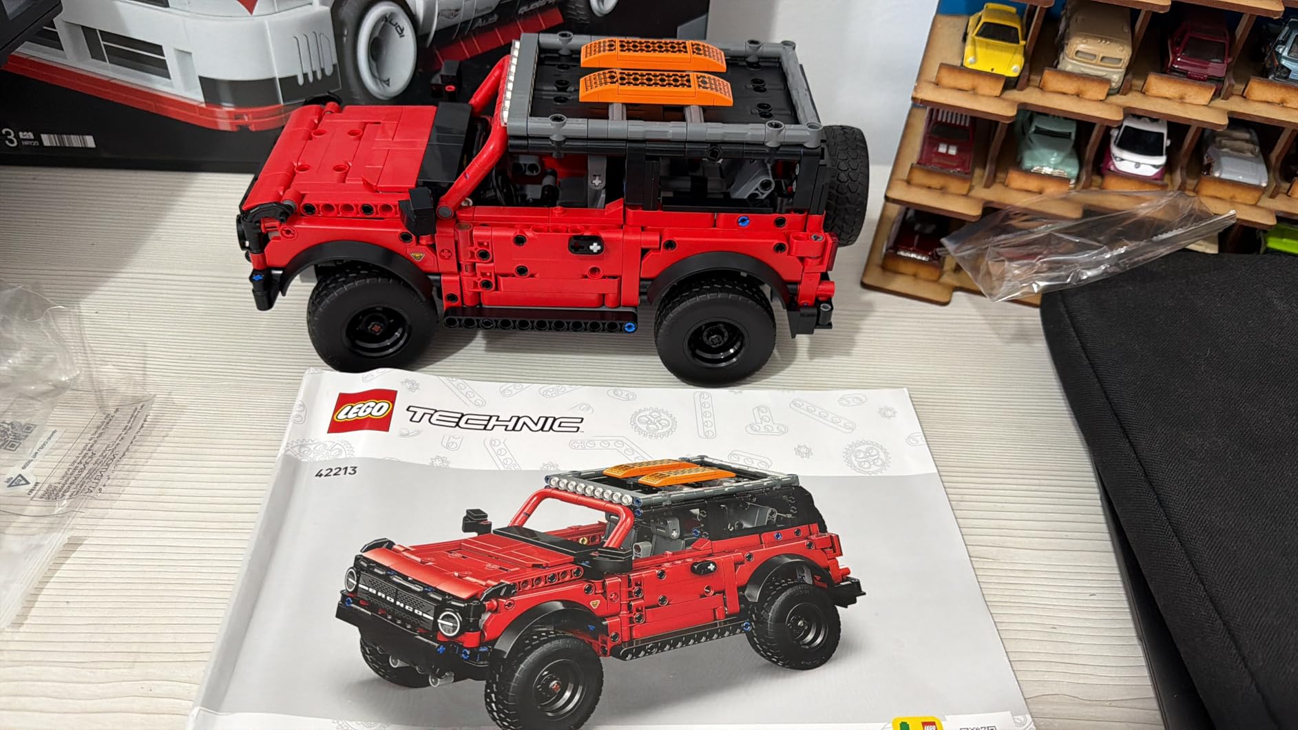 LEGO Technic Ford Bronco Kids Toy Car - Building Toy for Boys and Girls, Ages 10+ - Car Toy and Model Kit - Makes a Cool Birthday Gift for Kids - Authentic Ford Bronco Trim & Details - 42213 customer photo 1