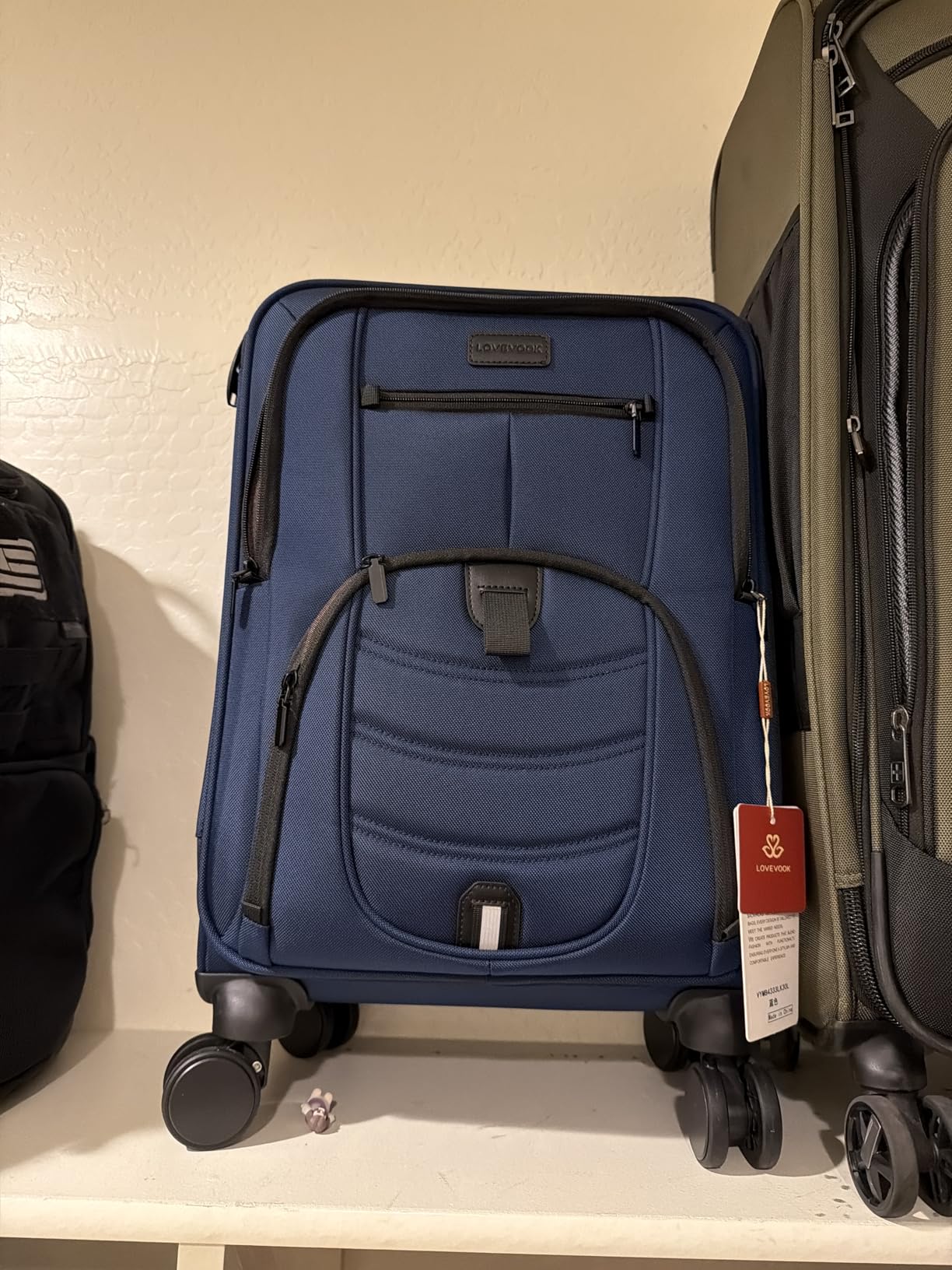 Carry On Luggage 22x14x9 Airline Approved with TSA Lock for Business Trip customer photo 1