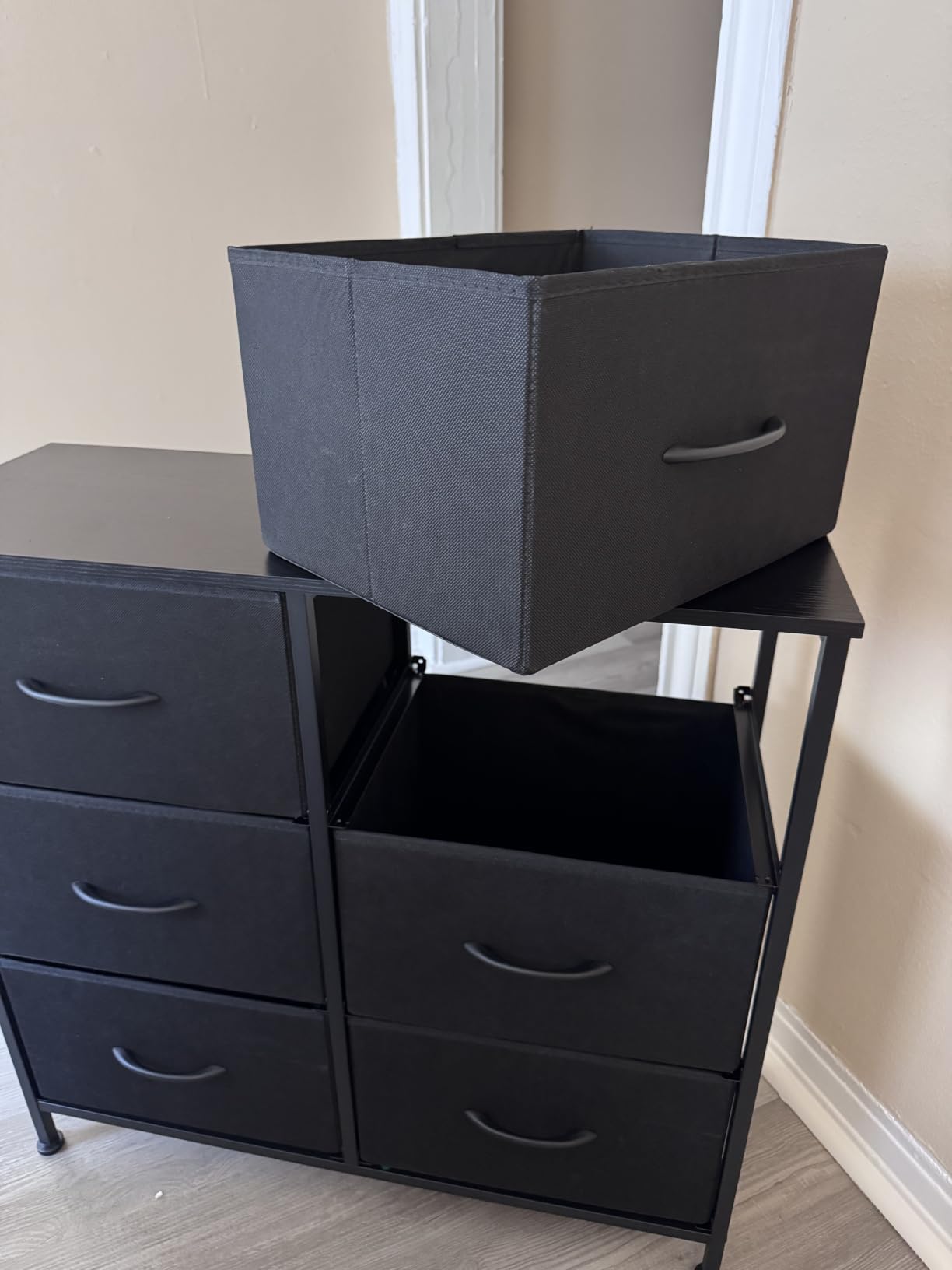 SONGMICS Dresser for Bedroom, Tall Dresser with 6 Fabric Drawers customer photo 2